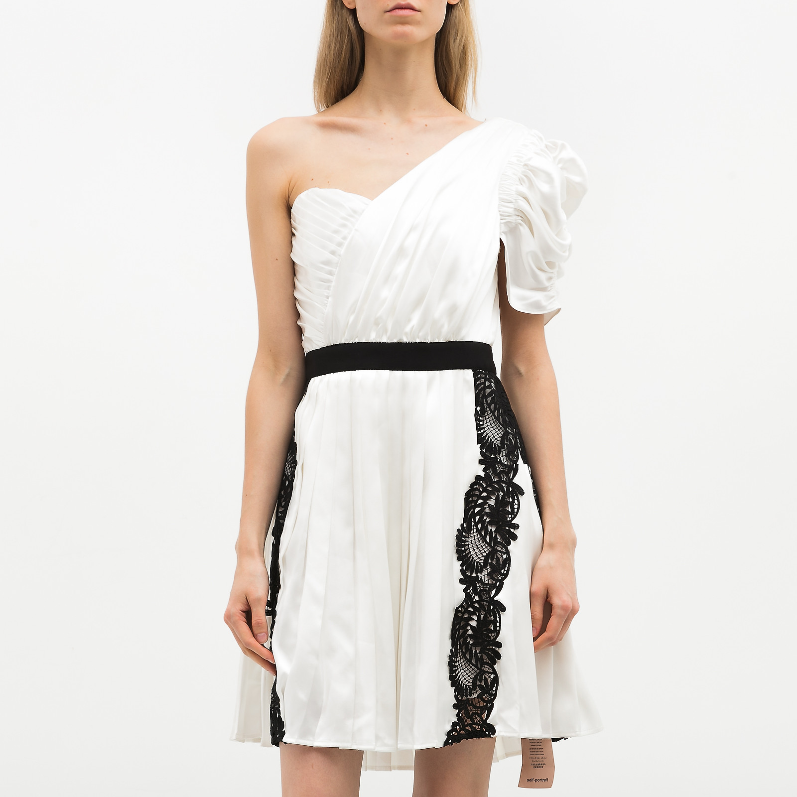 Платье  белого цвета Self-Portrait - фото из каталога магазина брендовой одежды Second Friend Store Платье Self-Portrait - купить оригинал в секонд-хенде SFS - 1