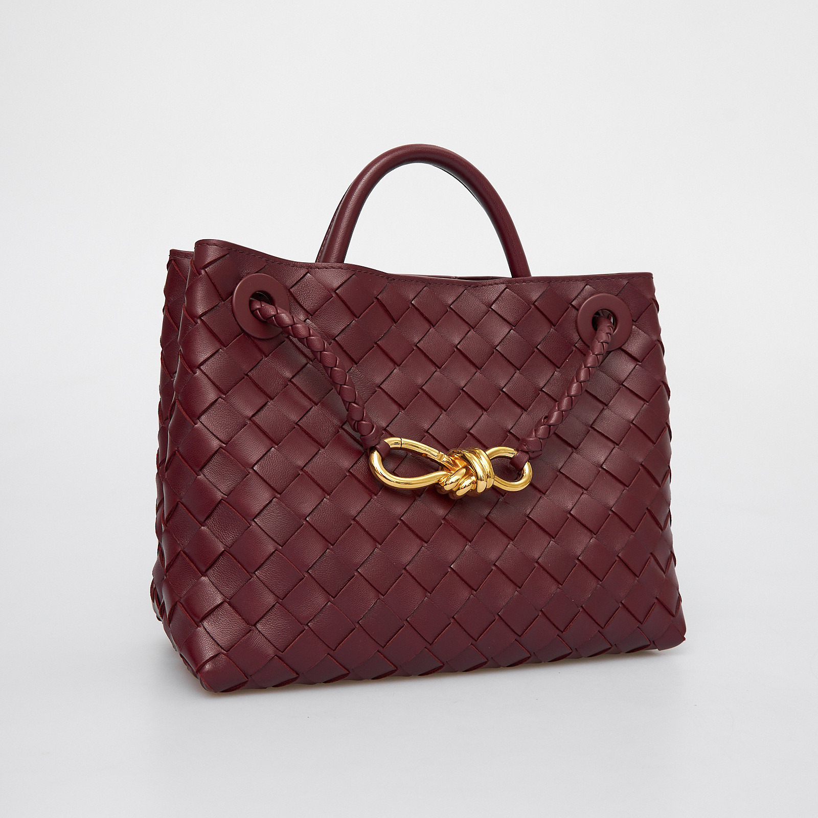 Сумка  бордового цвета Bottega Veneta - фото из каталога магазина брендовой одежды Second Friend Store Сумка Bottega Veneta - купить оригинал в секонд-хенде SFS - 6
