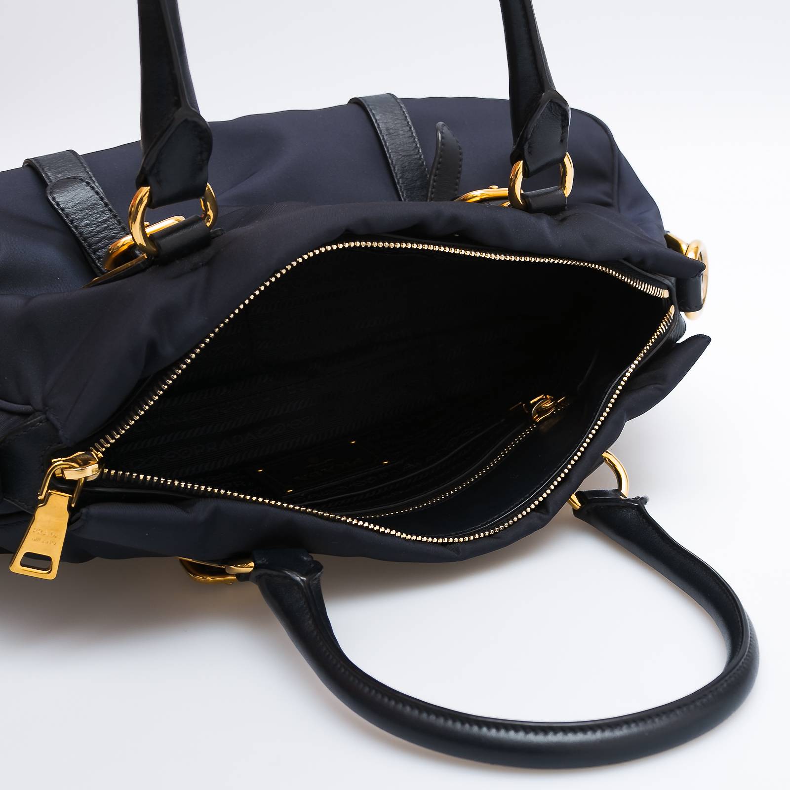 Сумка Prada - купить оригинал в секонд-хенде SFS - 6