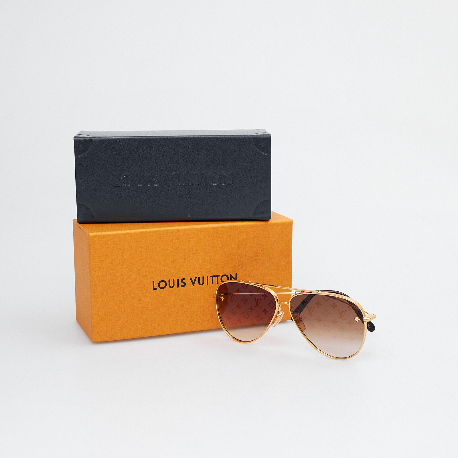 Очки Louis Vuitton - купить оригинал в секонд-хенде SFS - 2