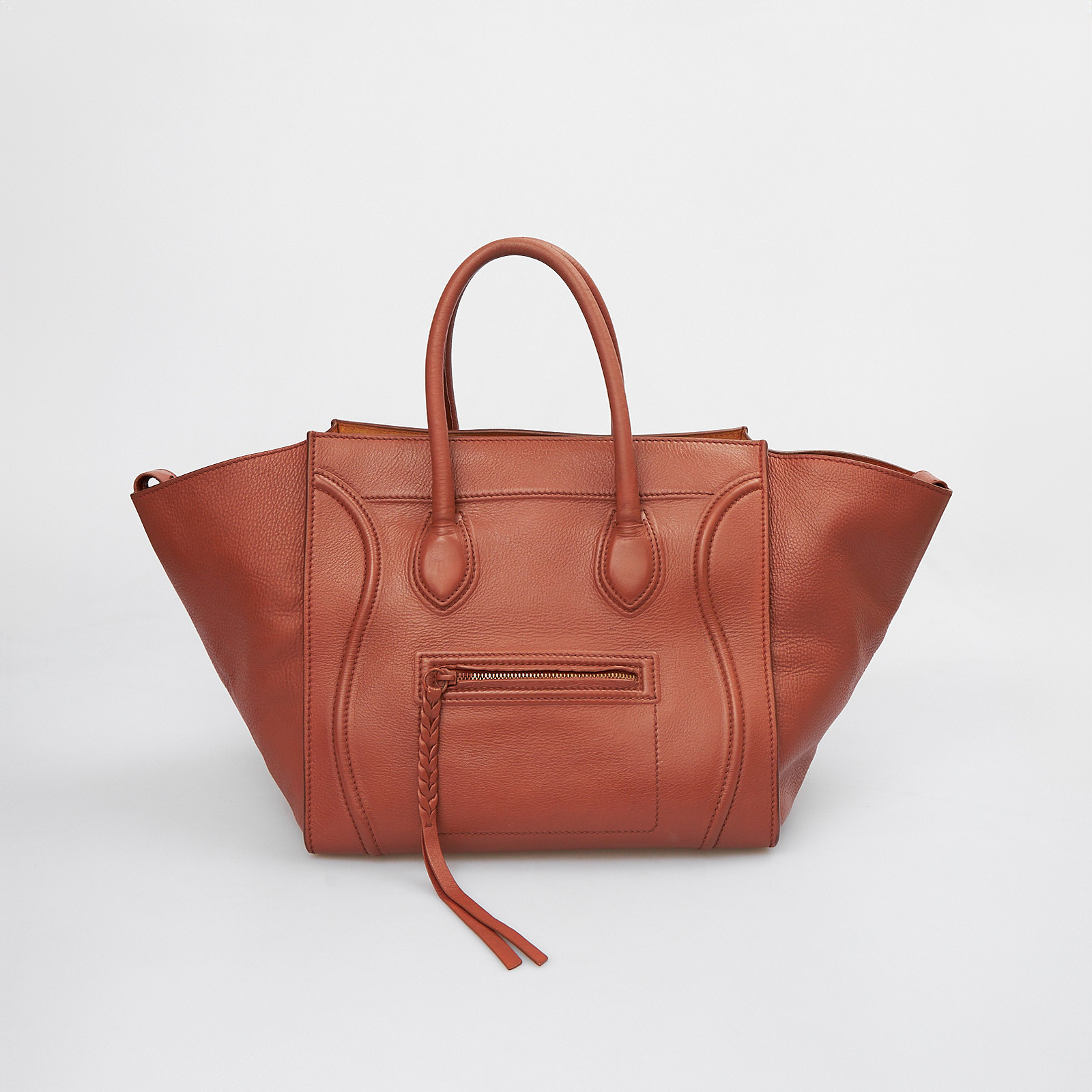 Сумка коричневого цвета Celine - фото из каталога магазина брендовой одежды Second Friend Store Сумка Celine - купить оригинал в секонд-хенде SFS - 1