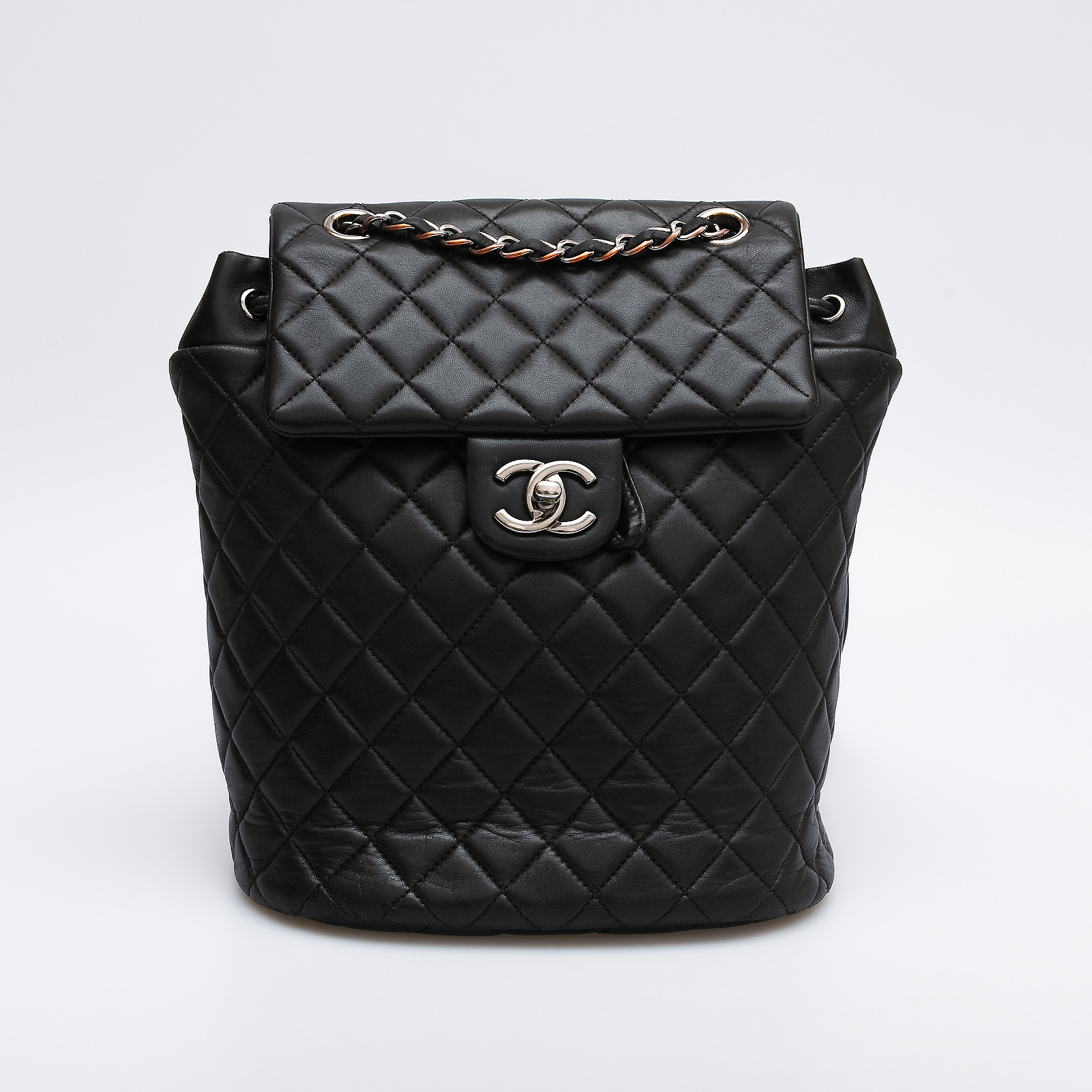 Рюкзак Chanel - купить оригинал в секонд-хенде SFS