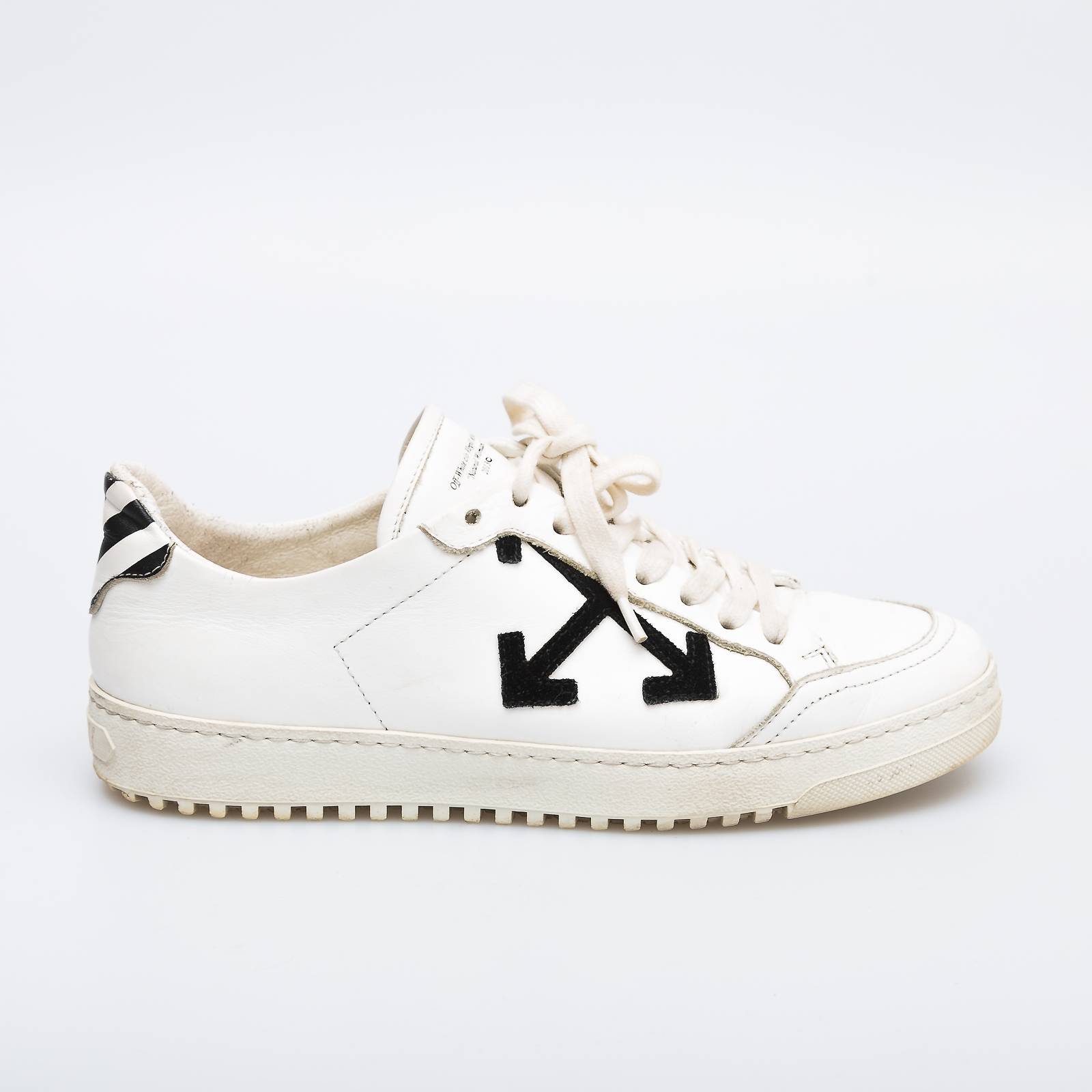 

Кеды Off-White, 38