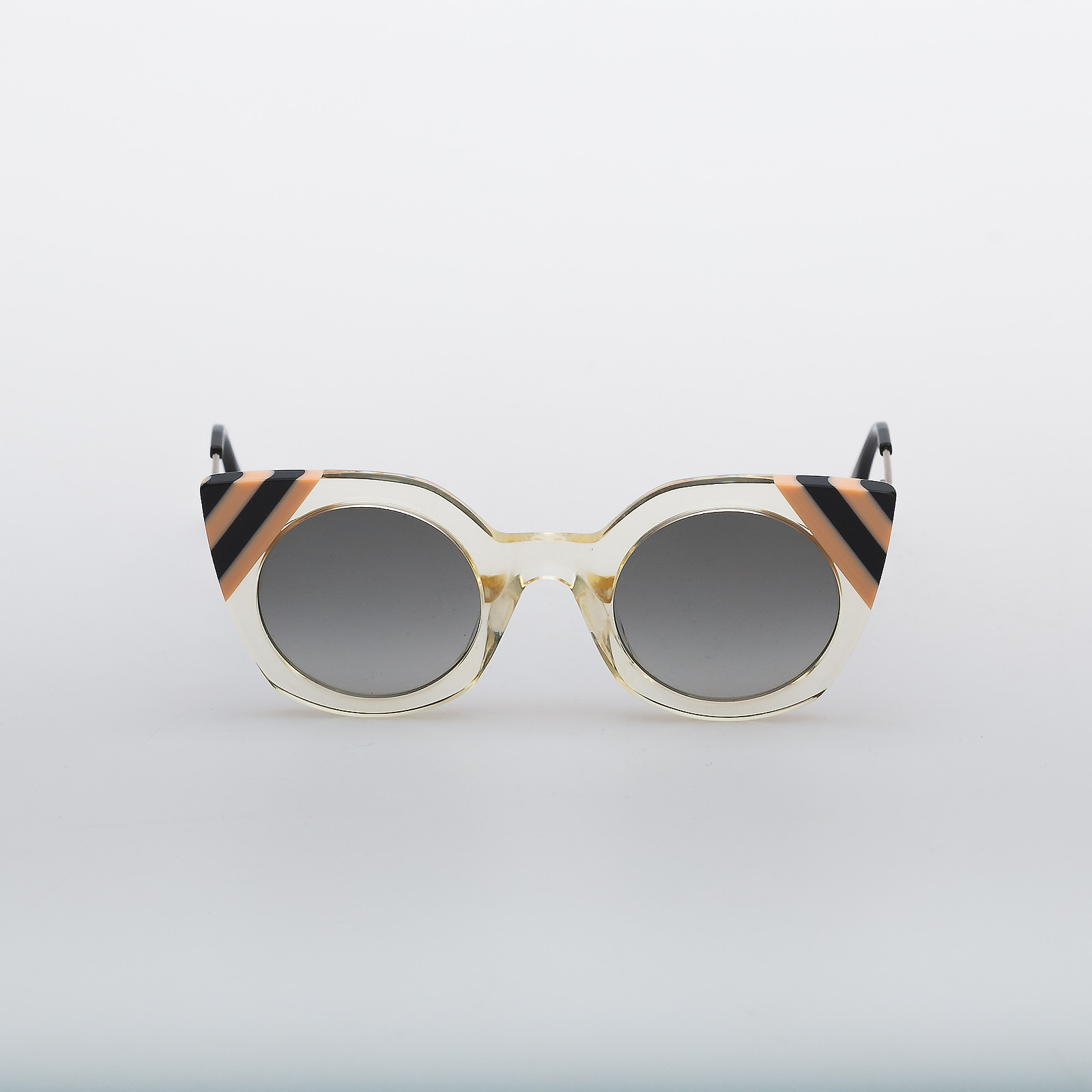 Солнцезащитные очки Fendi - купить оригинал в секонд-хенде SFS - 1