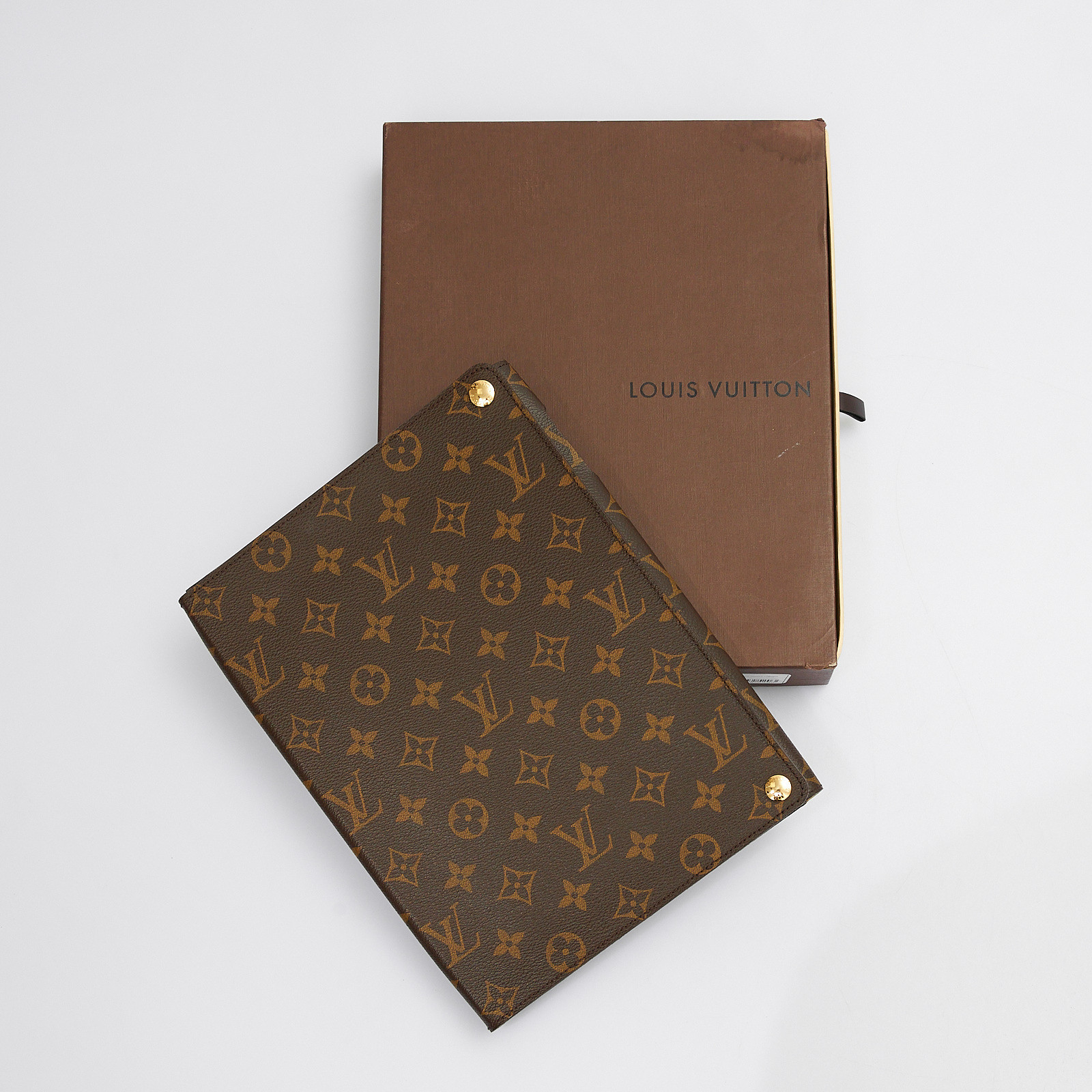 Чехол Louis Vuitton - купить оригинал в секонд-хенде SFS - 1