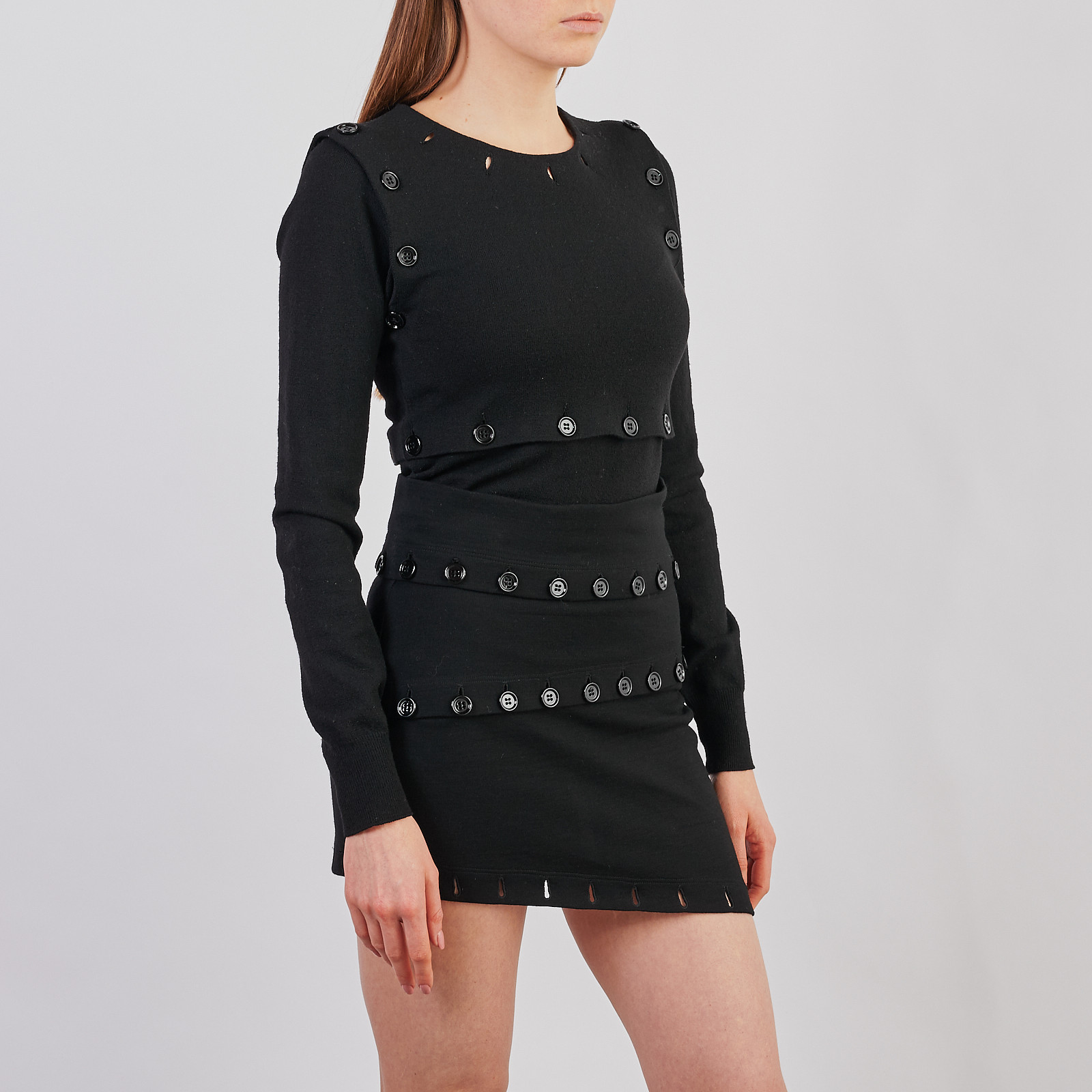 Костюм черного цвета Dolce&Gabbana - фото из каталога магазина брендовой одежды Second Friend Store Костюм Dolce&Gabbana - купить оригинал в секонд-хенде SFS - 1