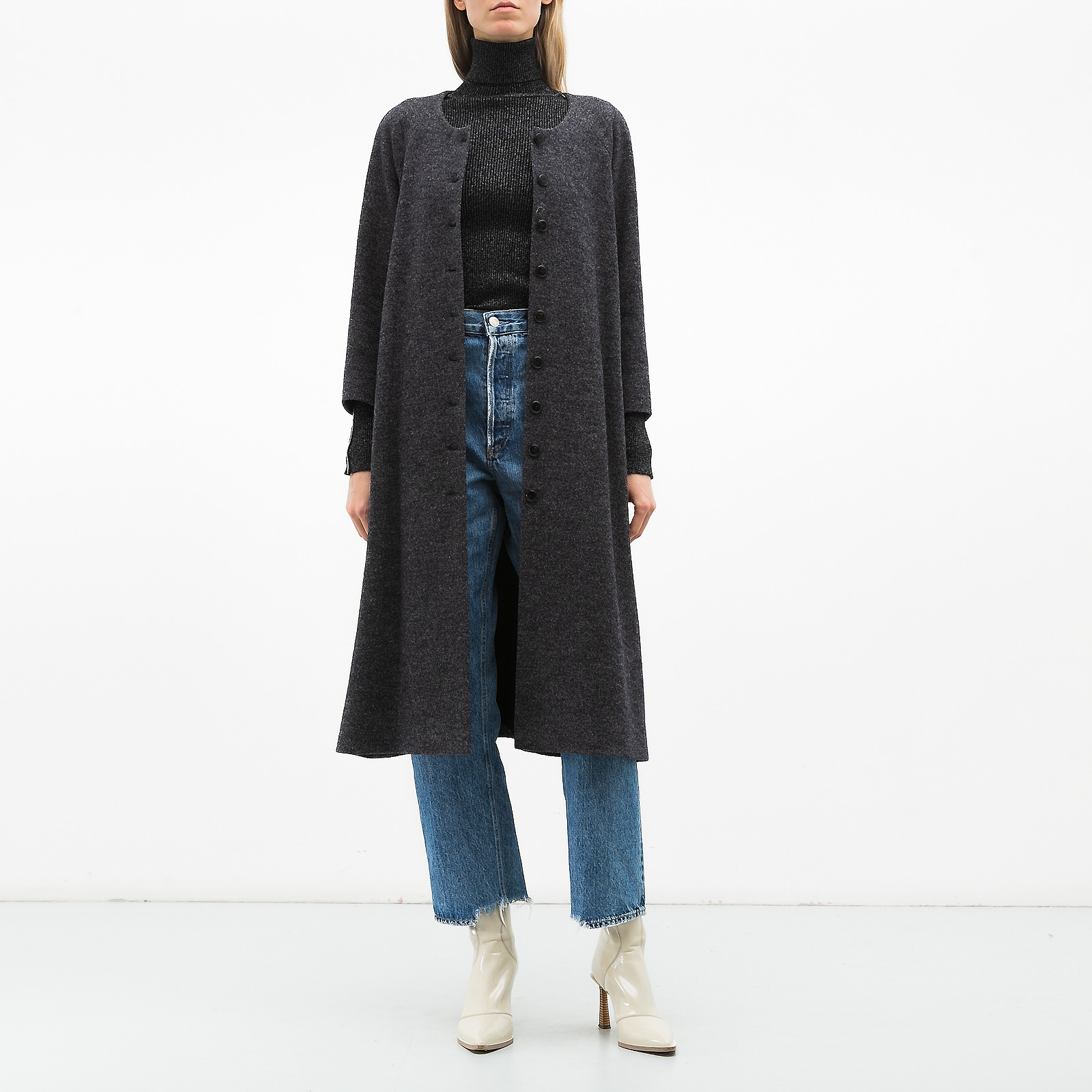 Пальто серого цвета Alexander Terekhov - фото из каталога магазина брендовой одежды Second Friend Store Пальто Alexander Terekhov - купить оригинал в секонд-хенде SFS - 2