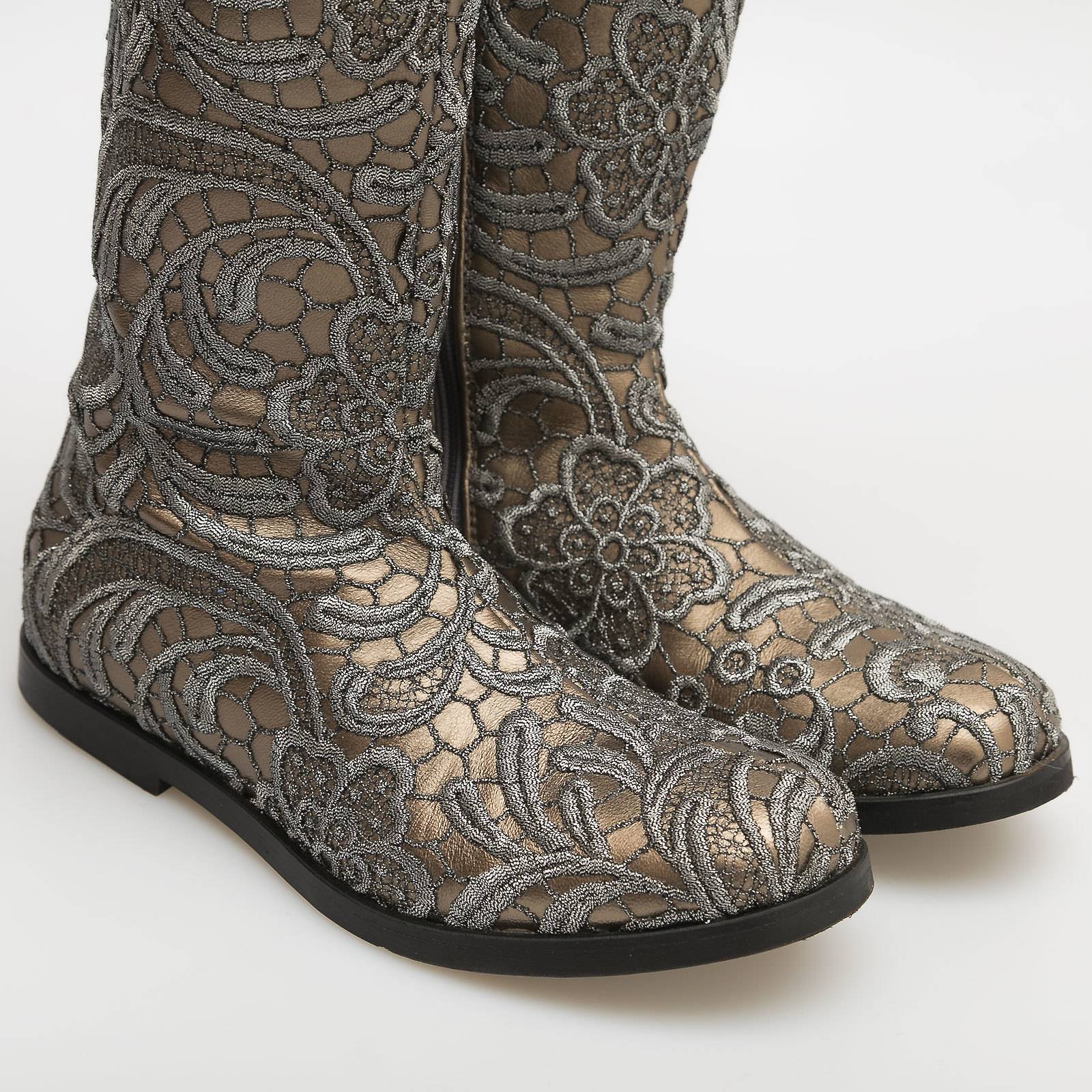 Сапоги серебряного цвета Dolce&Gabbana - фото из каталога магазина брендовой одежды Second Friend Store Сапоги Dolce&Gabbana - купить оригинал в секонд-хенде SFS - 4