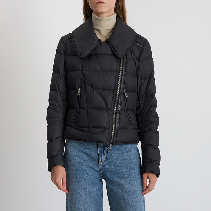 Пуховик Burberry Brit