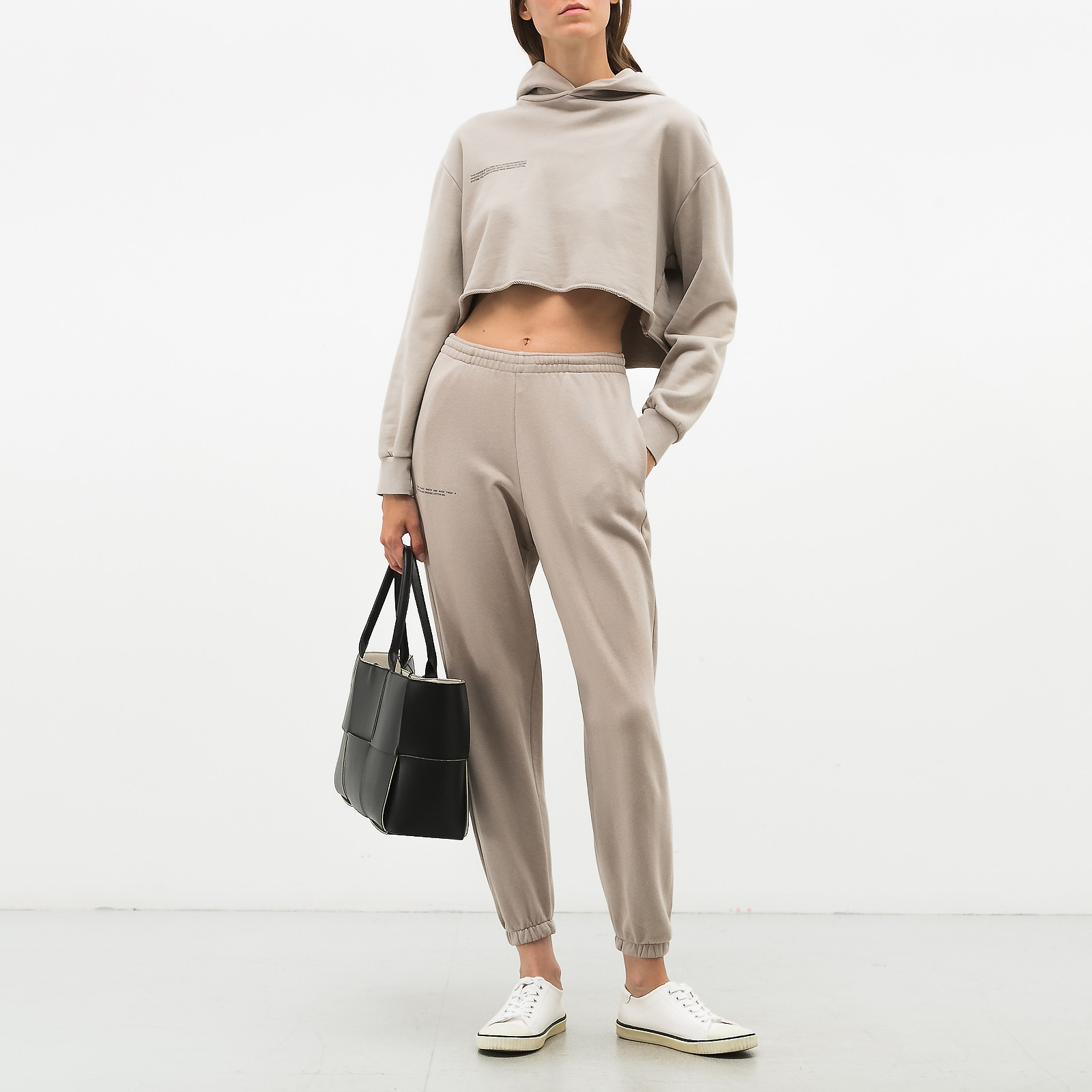 Костюм  серого цвета Pangaia - фото из каталога магазина брендовой одежды Second Friend Store Костюм Pangaia - купить оригинал в секонд-хенде SFS - 1