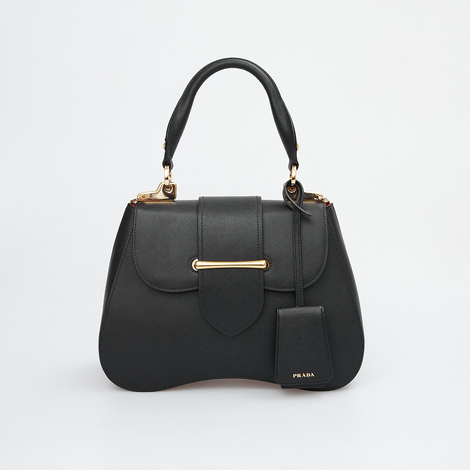 Сумка черного цвета Prada - фото из каталога магазина брендовой одежды Second Friend Store Сумка Prada - купить оригинал в секонд-хенде SFS - 1