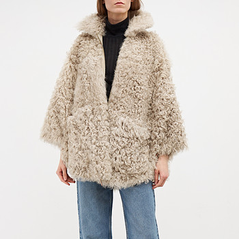 Кейп Louis Vuitton