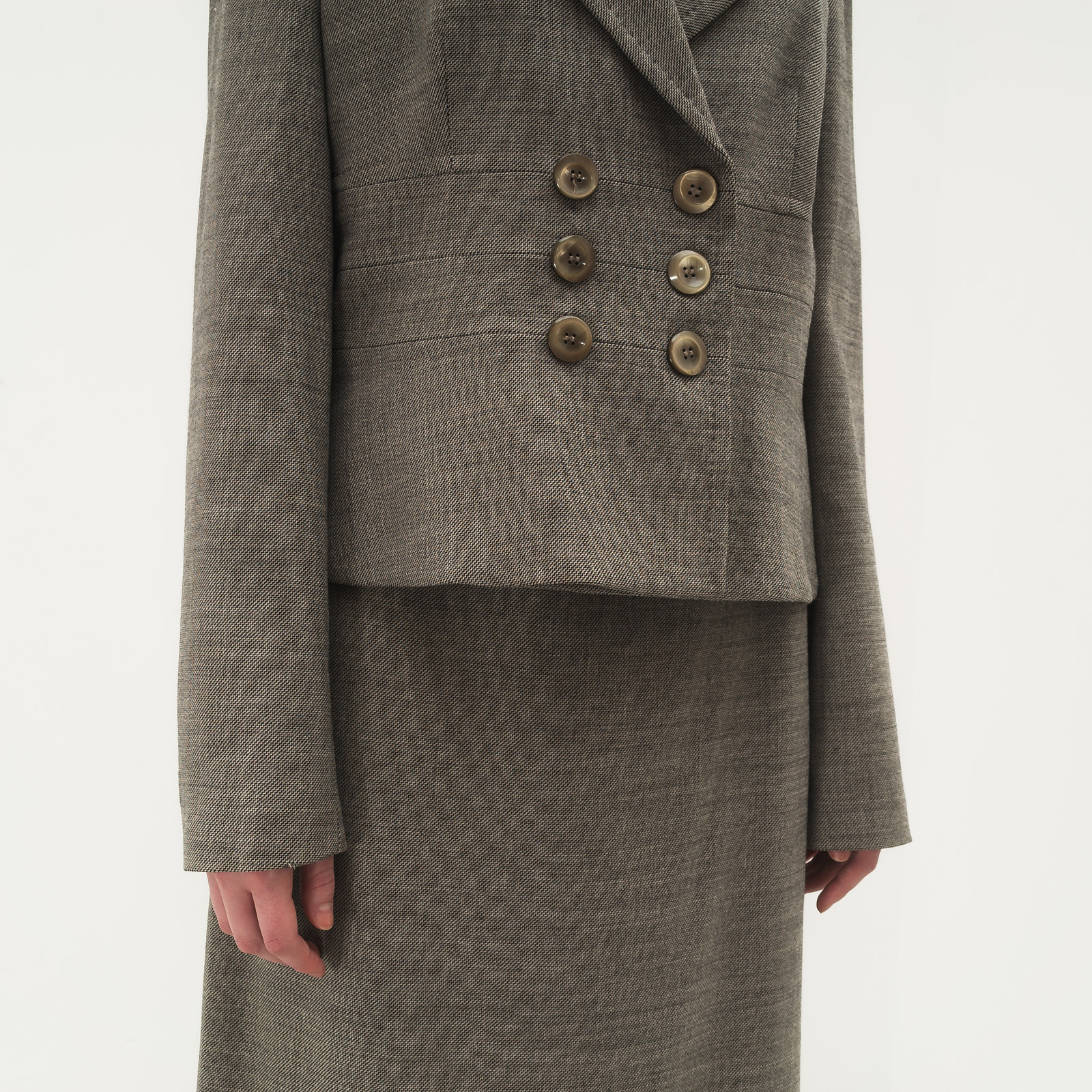 Костюм серого цвета Max Mara - фото из каталога магазина брендовой одежды Second Friend Store Костюм Max Mara - купить оригинал в секонд-хенде SFS - 5