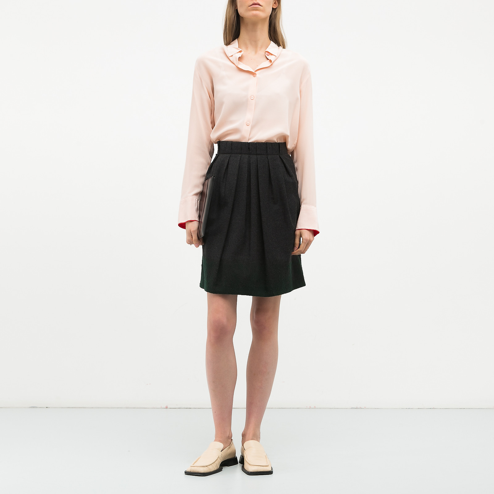 Юбка серого цвета Brunello Cucinelli - фото из каталога магазина брендовой одежды Second Friend Store Юбка Brunello Cucinelli - купить оригинал в секонд-хенде SFS - 2