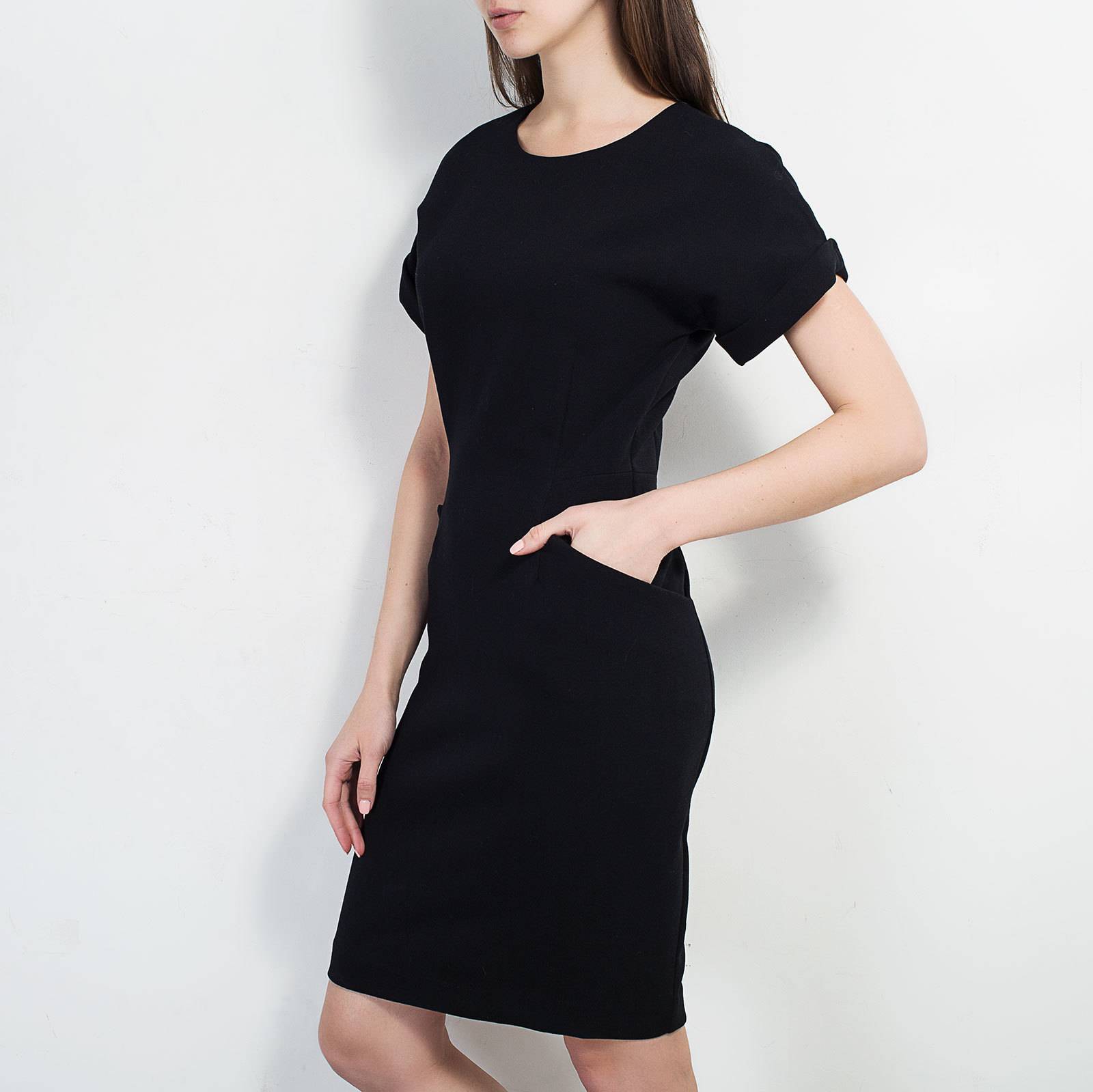 Платье черного цвета By Malene Birger - фото из каталога магазина брендовой одежды Second Friend Store Платье By Malene Birger - купить оригинал в секонд-хенде SFS - 2