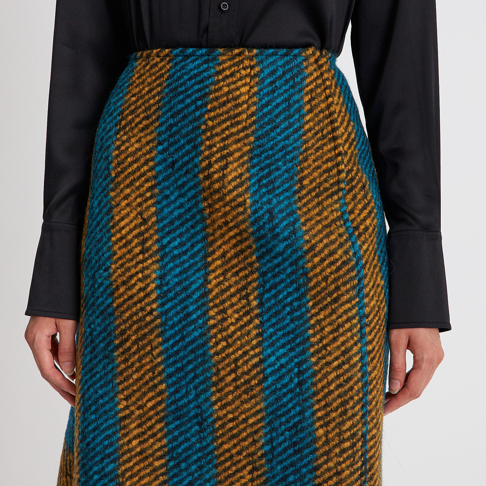 Юбка Prada - фото из каталога магазина брендовой одежды Second Friend Store Юбка Prada - купить оригинал в секонд-хенде SFS - 4