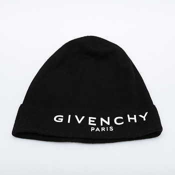 Шапка Givenchy