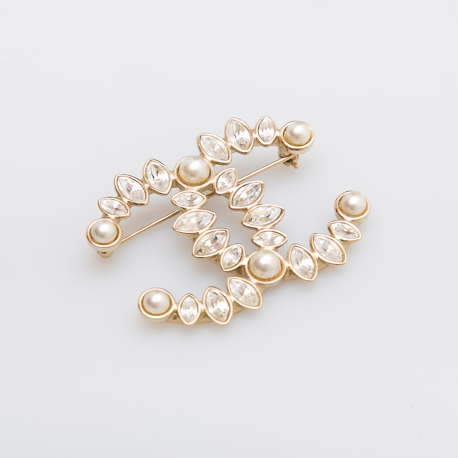 Брошь Chanel les Exclusifs - купить оригинал в секонд-хенде SFS - 3