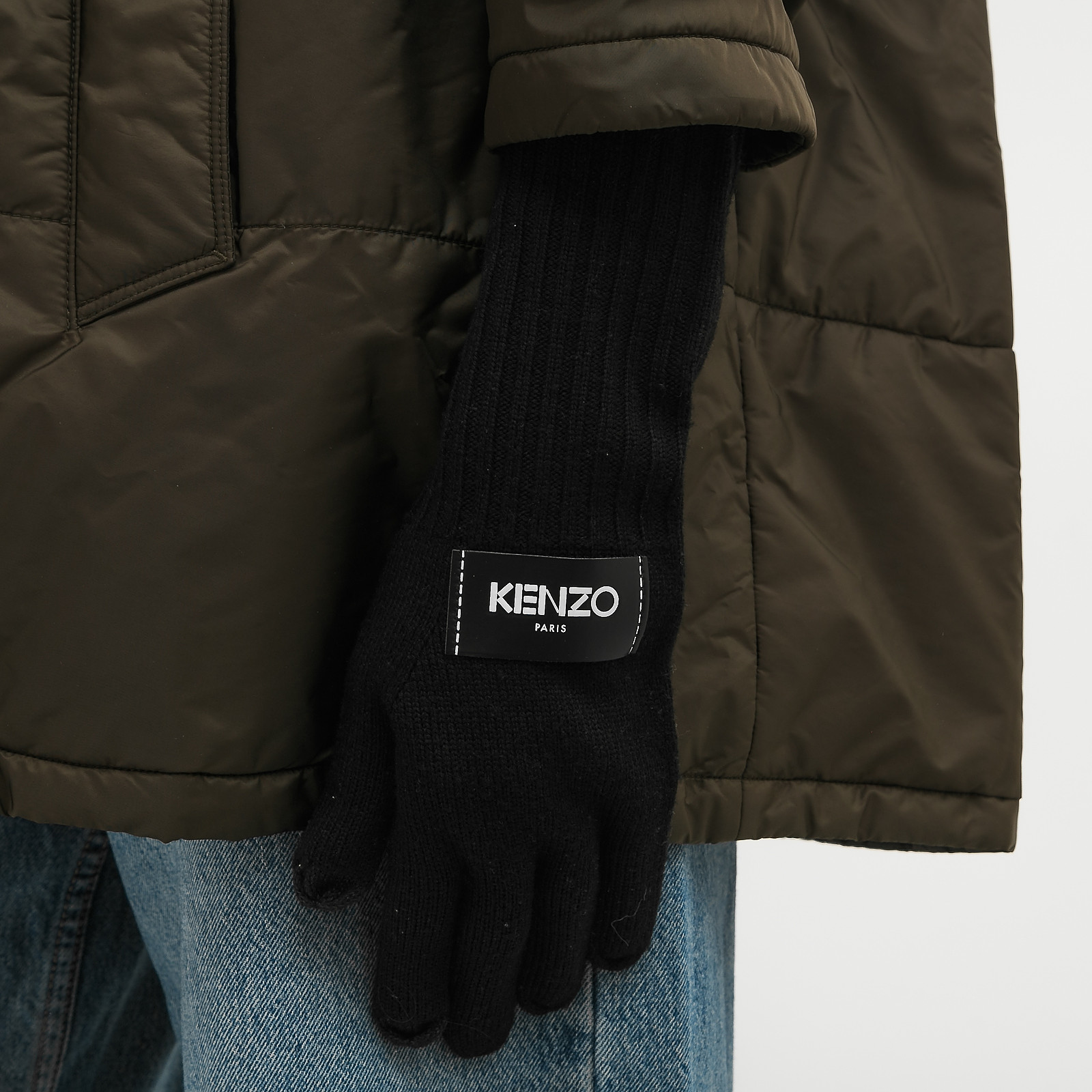 Перчатки черного цвета Kenzo - фото из каталога магазина брендовой одежды Second Friend Store Перчатки Kenzo - купить оригинал в секонд-хенде SFS - 4