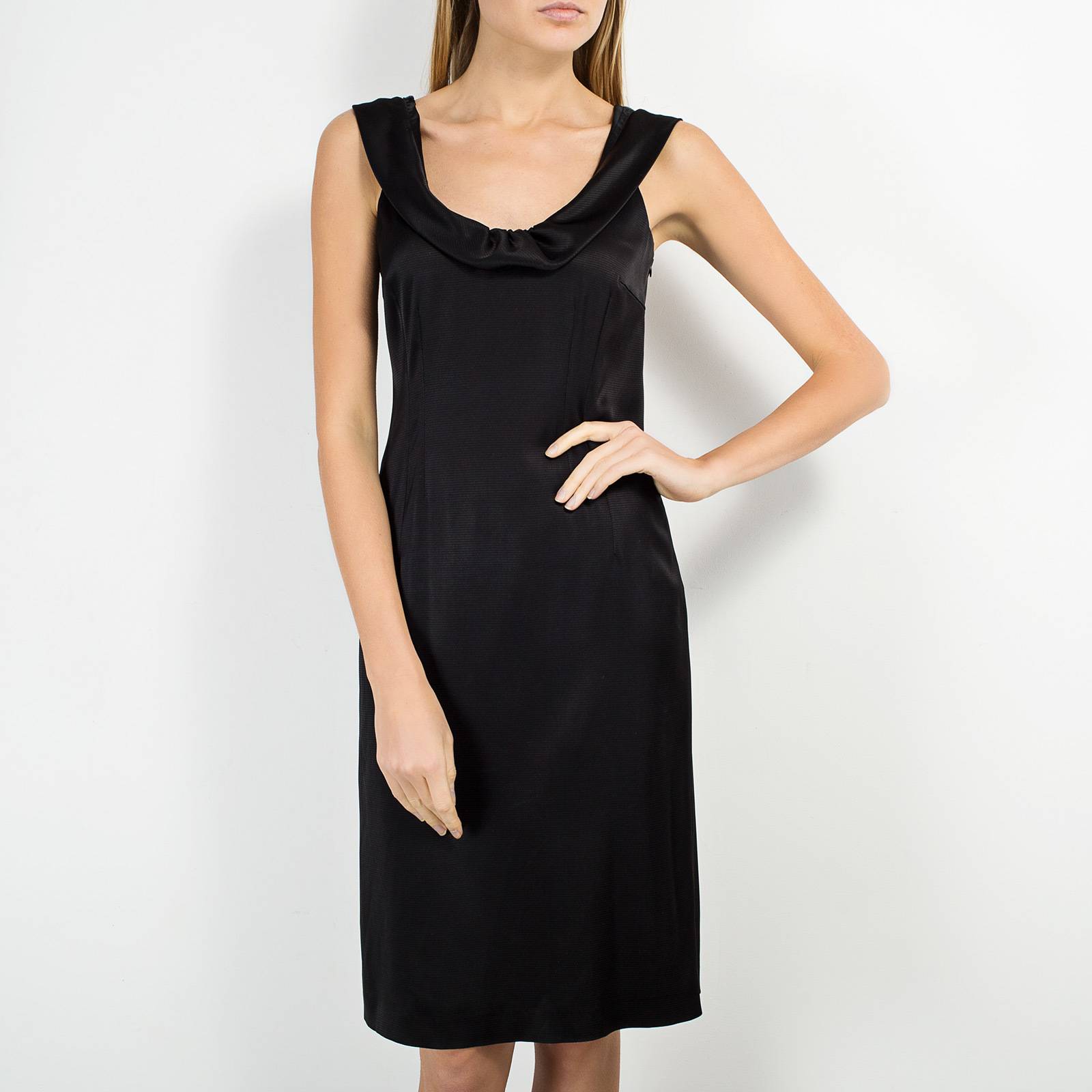 Платье Emporio Armani - купить оригинал в секонд-хенде SFS