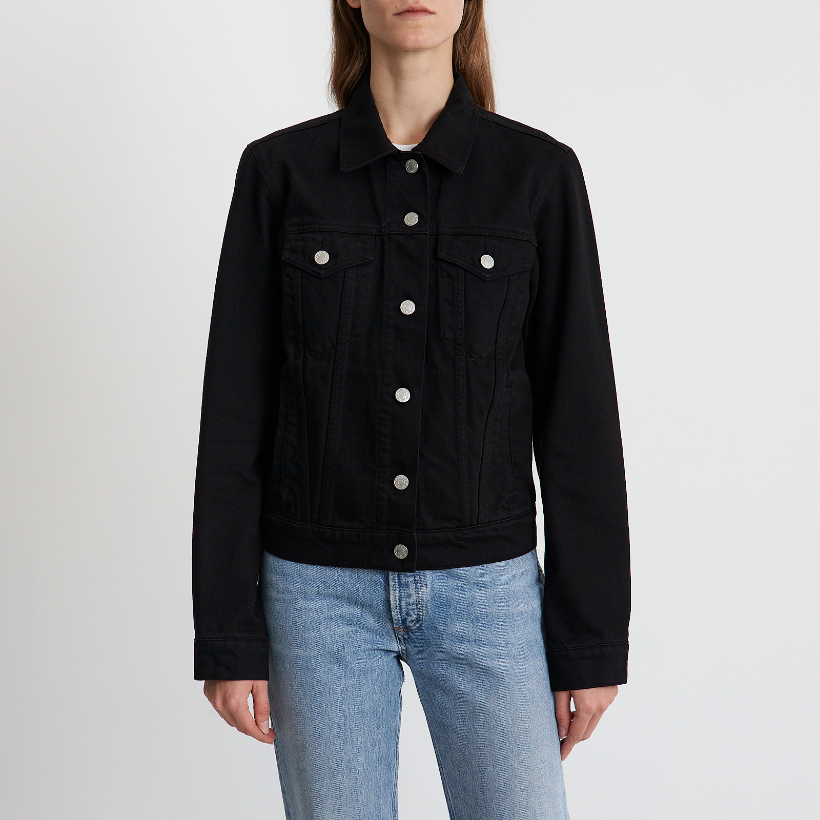 Джинсовая куртка черного цвета Dries Van Noten - фото из каталога магазина брендовой одежды Second Friend Store Джинсовая куртка Dries Van Noten - купить оригинал в секонд-хенде SFS - 1