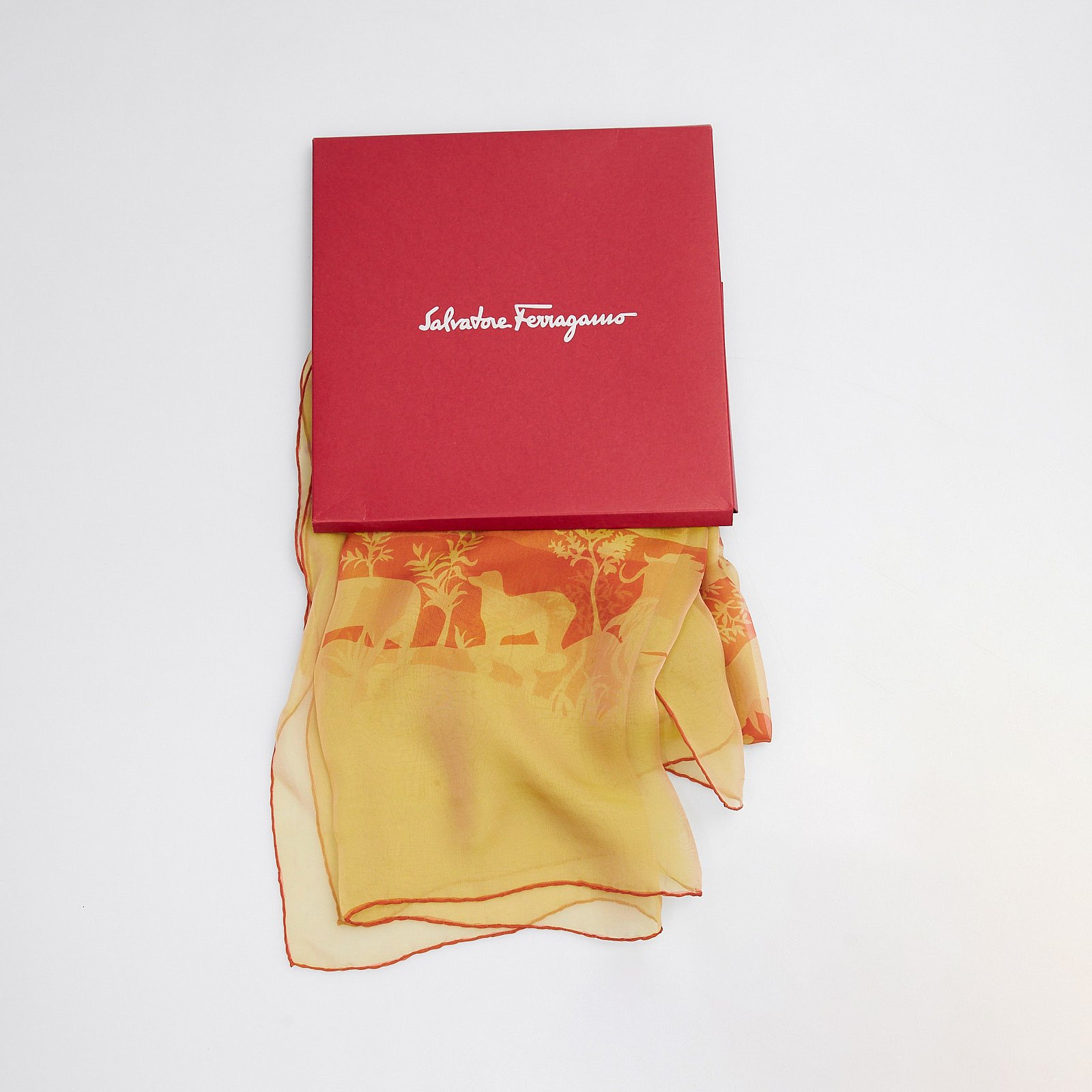 Платок Salvatore Ferragamo - купить оригинал в секонд-хенде SFS - 1
