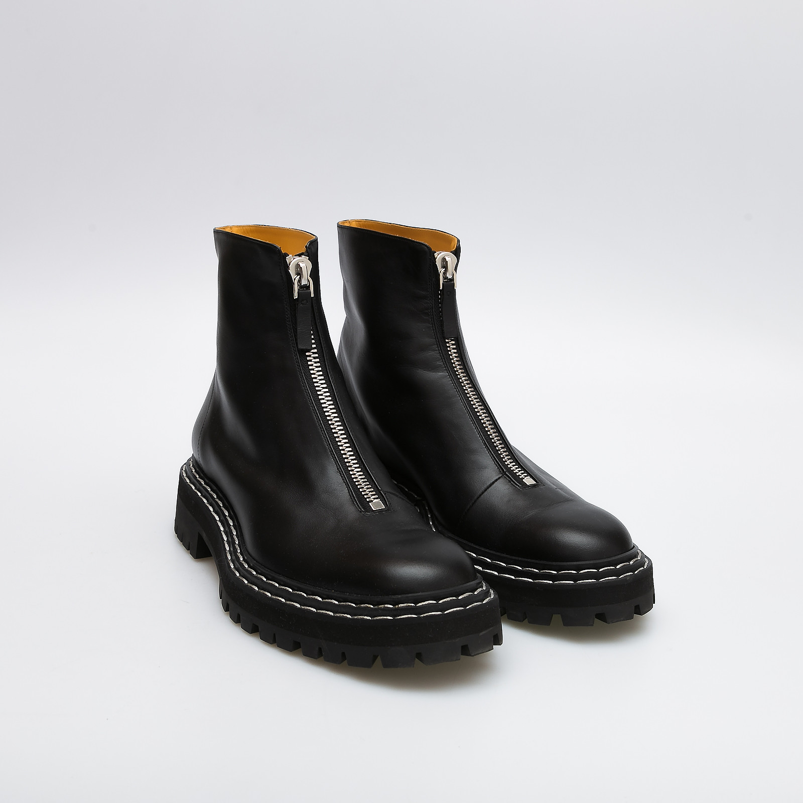 Ботинки черного цвета Proenza Schouler - фото из каталога магазина брендовой одежды Second Friend Store Ботинки Proenza Schouler - купить оригинал в секонд-хенде SFS - 2