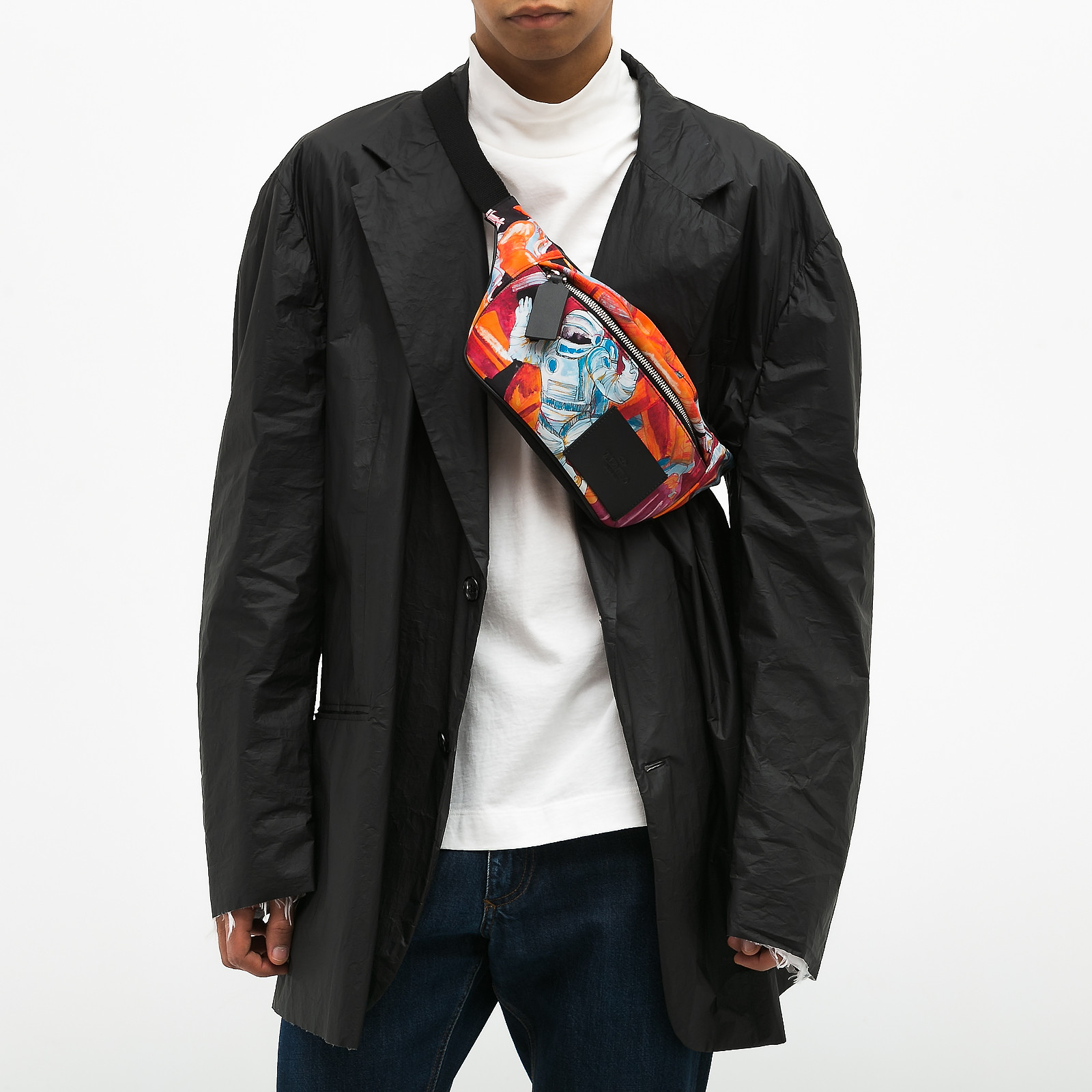 Сумка поясная Valentino - купить оригинал в секонд-хенде SFS - 2