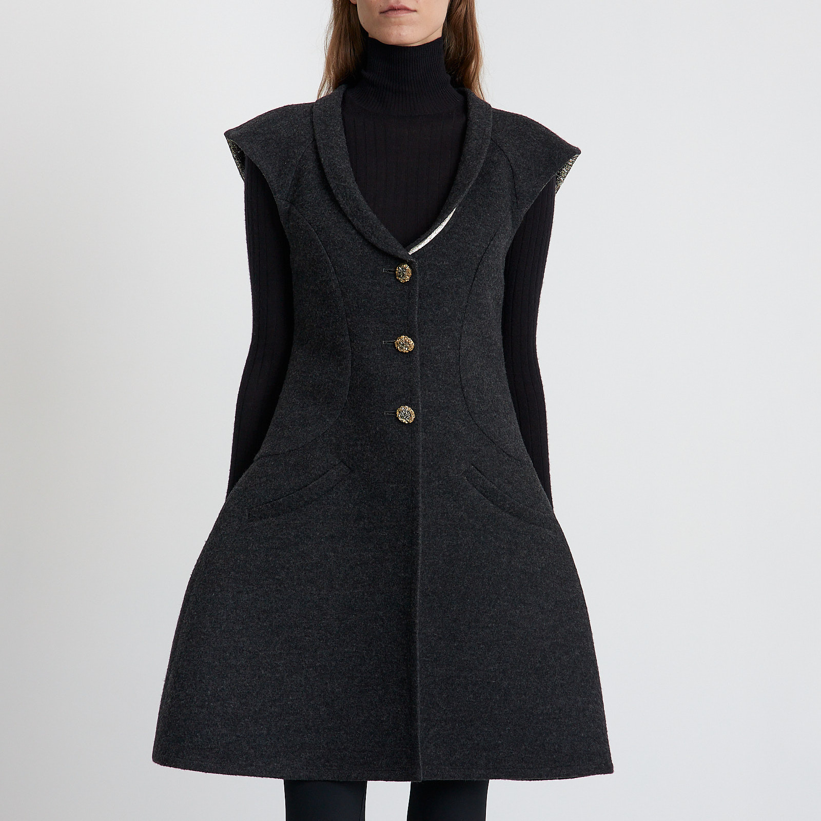 Жилет Chanel - купить оригинал в секонд-хенде SFS - 1