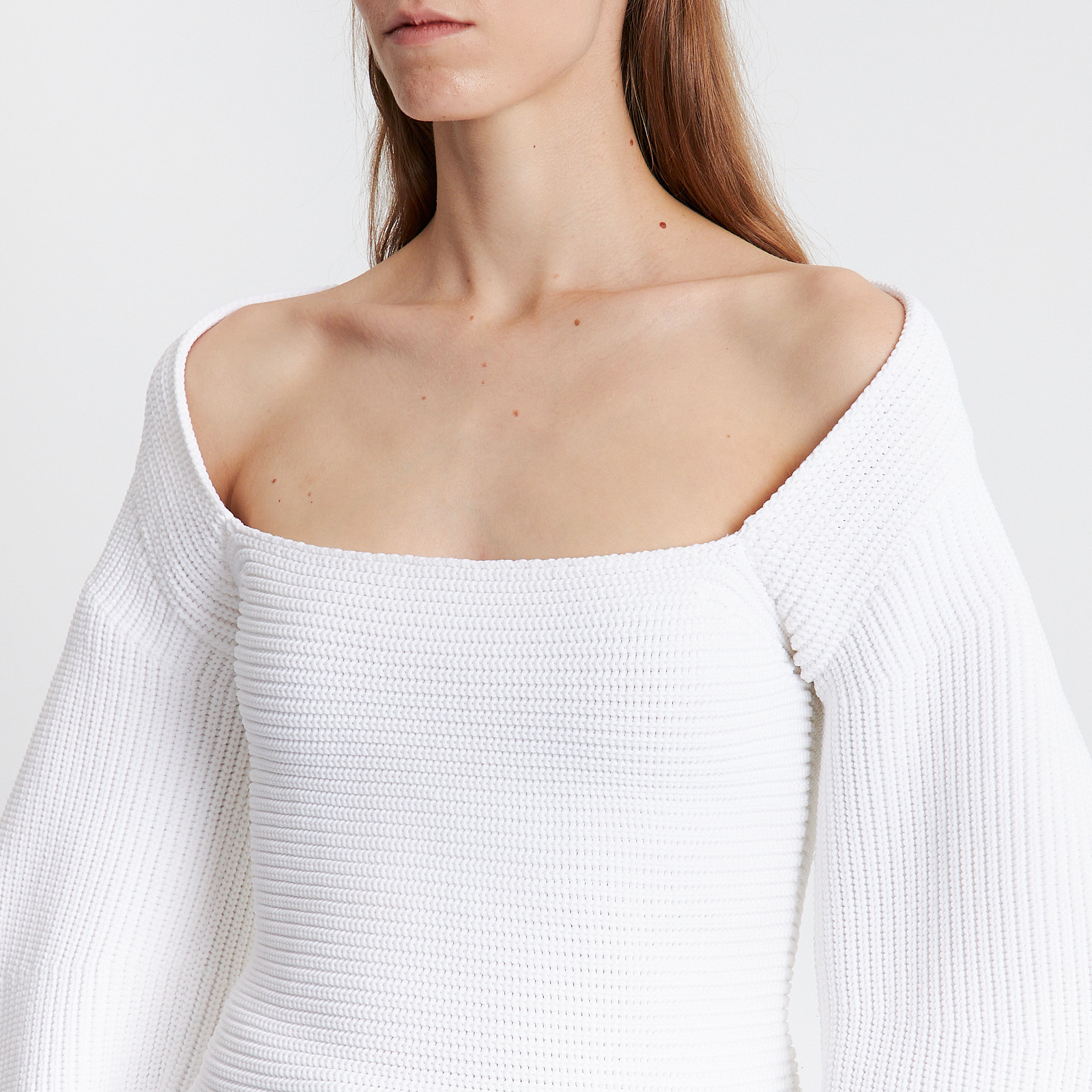 Джемпер белого цвета Alexander Wang - фото из каталога магазина брендовой одежды Second Friend Store Джемпер Alexander Wang - купить оригинал в секонд-хенде SFS - 4