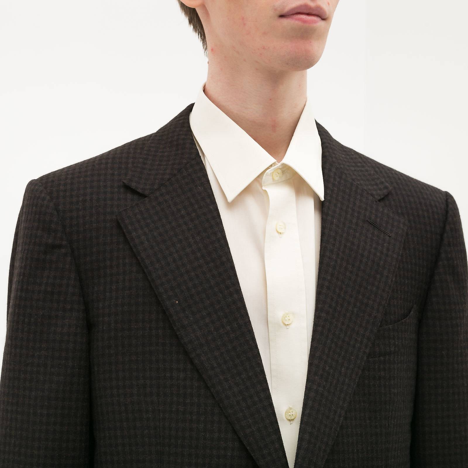 Пиджак черного цвета Tom Ford - фото из каталога магазина брендовой одежды Second Friend Store Пиджак Tom Ford - купить оригинал в секонд-хенде SFS - 4