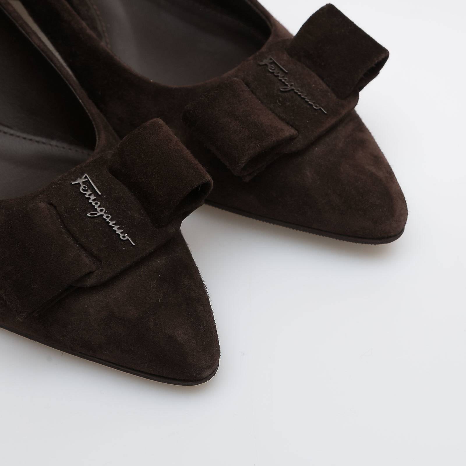 Туфли коричневого цвета Salvatore Ferragamo - фото из каталога магазина брендовой одежды Second Friend Store Туфли Salvatore Ferragamo - купить оригинал в секонд-хенде SFS - 4