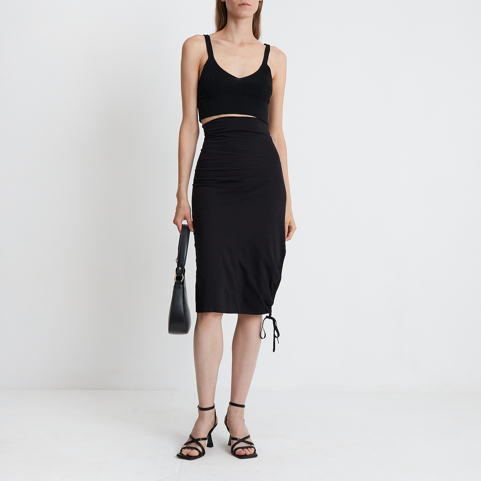 Юбка черного цвета N21 - фото из каталога магазина брендовой одежды Second Friend Store Юбка N21 - купить оригинал в секонд-хенде SFS - 2