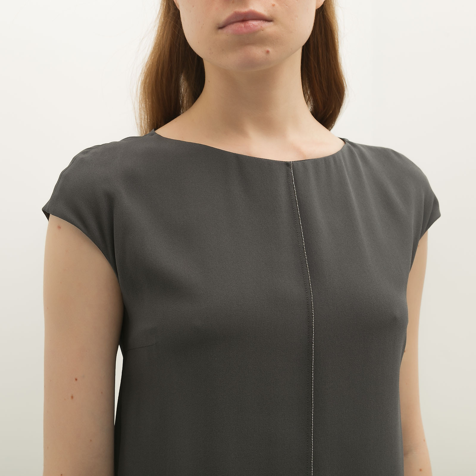 Топ  серого цвета Brunello Cucinelli - фото из каталога магазина брендовой одежды Second Friend Store Топ Brunello Cucinelli - купить оригинал в секонд-хенде SFS - 4