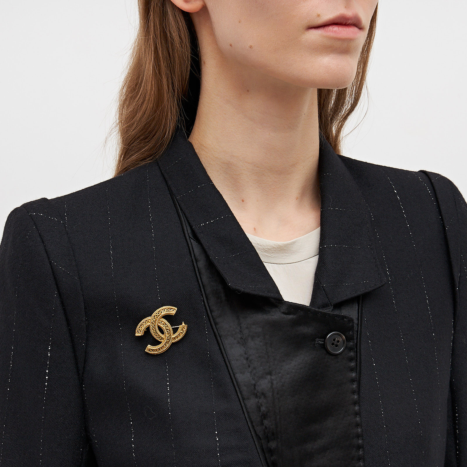 Брошь Chanel - купить оригинал в секонд-хенде SFS - 2