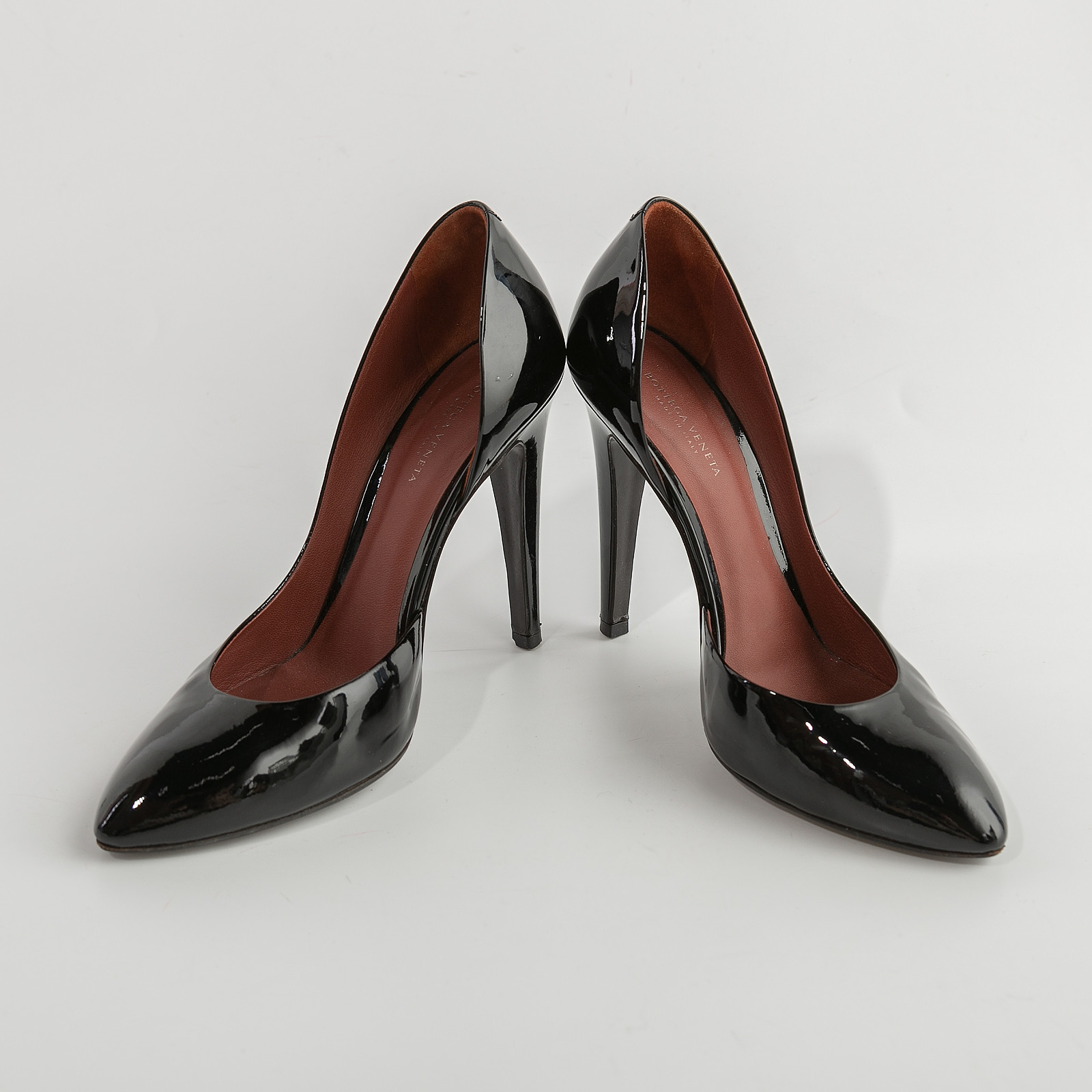 Туфли коричневого цвета Bottega Veneta - фото из каталога магазина брендовой одежды Second Friend Store Туфли Bottega Veneta - купить оригинал в секонд-хенде SFS - 2