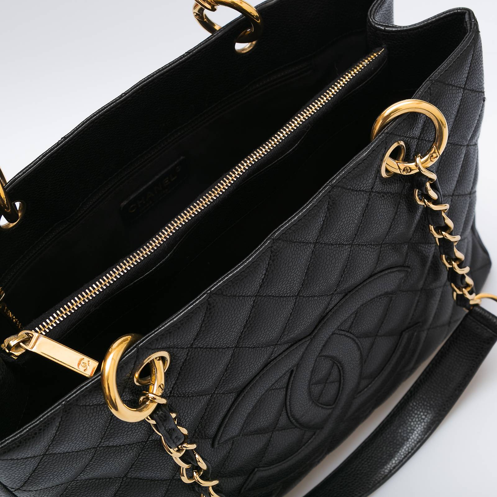 Сумка Chanel - купить оригинал в секонд-хенде SFS - 4
