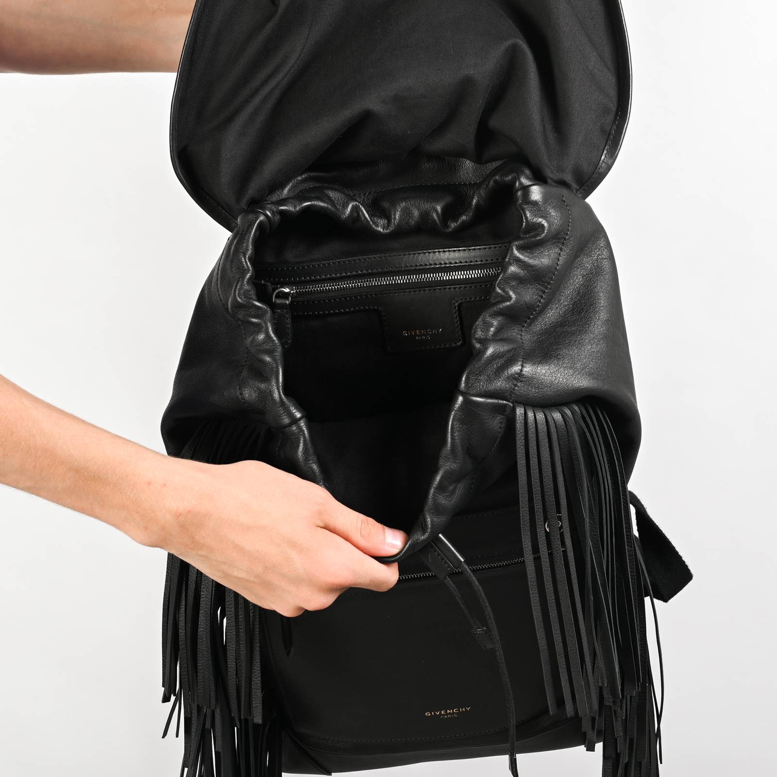 Рюкзак Givenchy - купить оригинал в секонд-хенде SFS