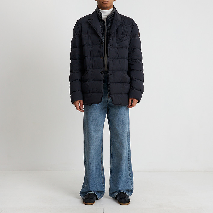 Пуховик Moncler