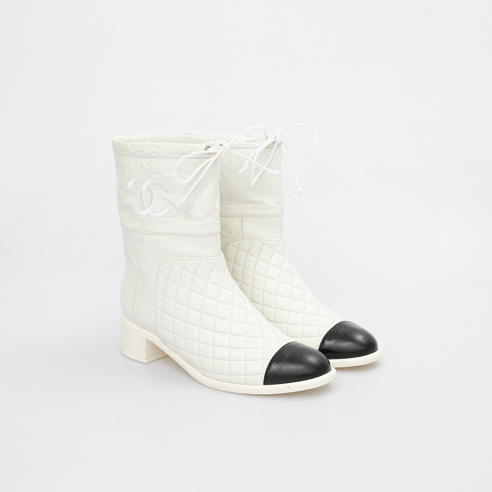 Сапоги Chanel - купить оригинал в секонд-хенде SFS - 2