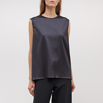 Топ Acne Studios