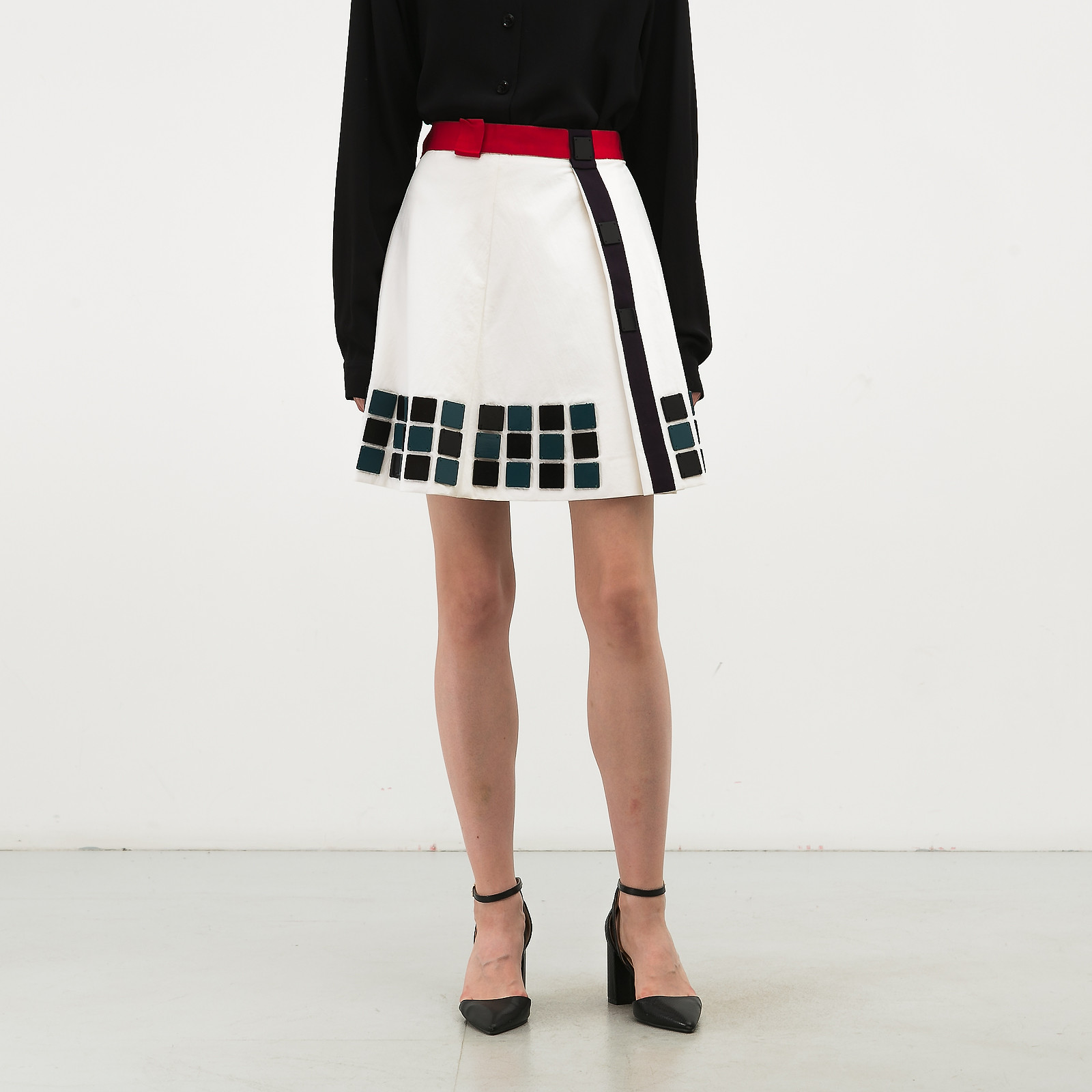 Юбка белого цвета Proenza Schouler - фото из каталога магазина брендовой одежды Second Friend Store Юбка Proenza Schouler - купить оригинал в секонд-хенде SFS - 1