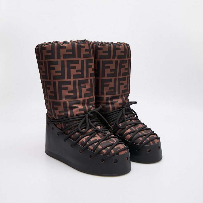 Сапоги Fendi