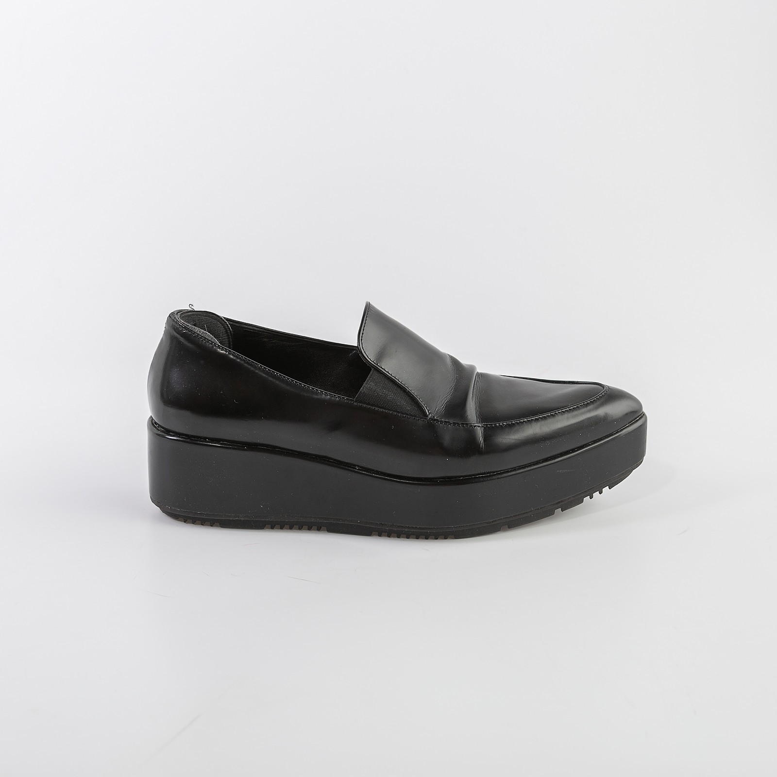 Лоферы Prada - купить оригинал в секонд-хенде SFS - 1