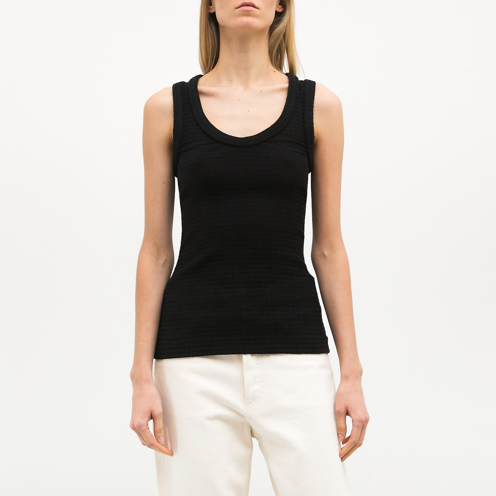 Топ черного цвета Jil Sander - фото из каталога магазина брендовой одежды Second Friend Store Топ Jil Sander - купить оригинал в секонд-хенде SFS - 1