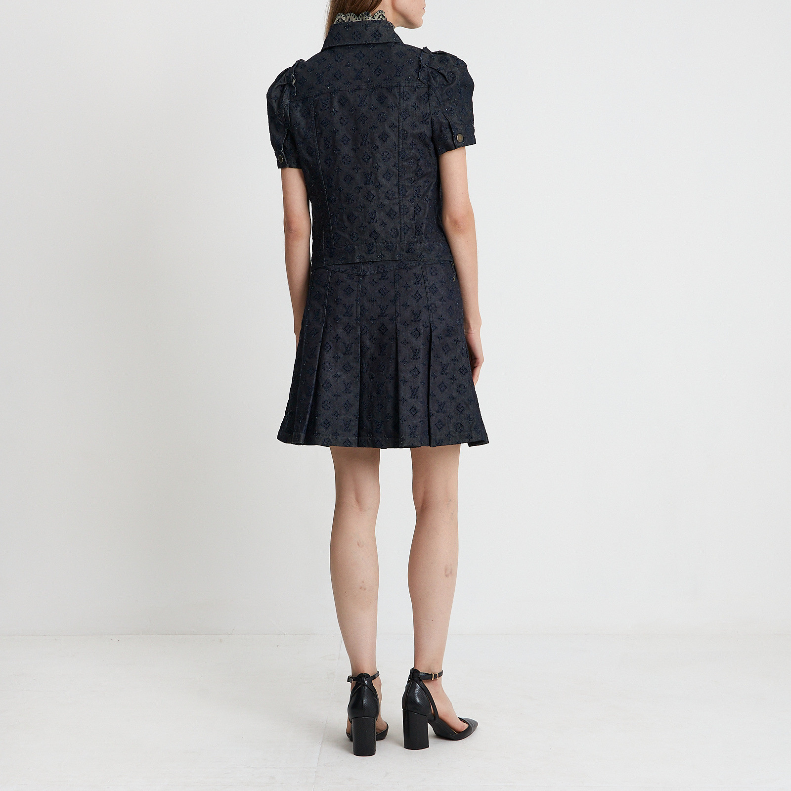 Костюм Louis Vuitton - купить оригинал в секонд-хенде SFS - 3