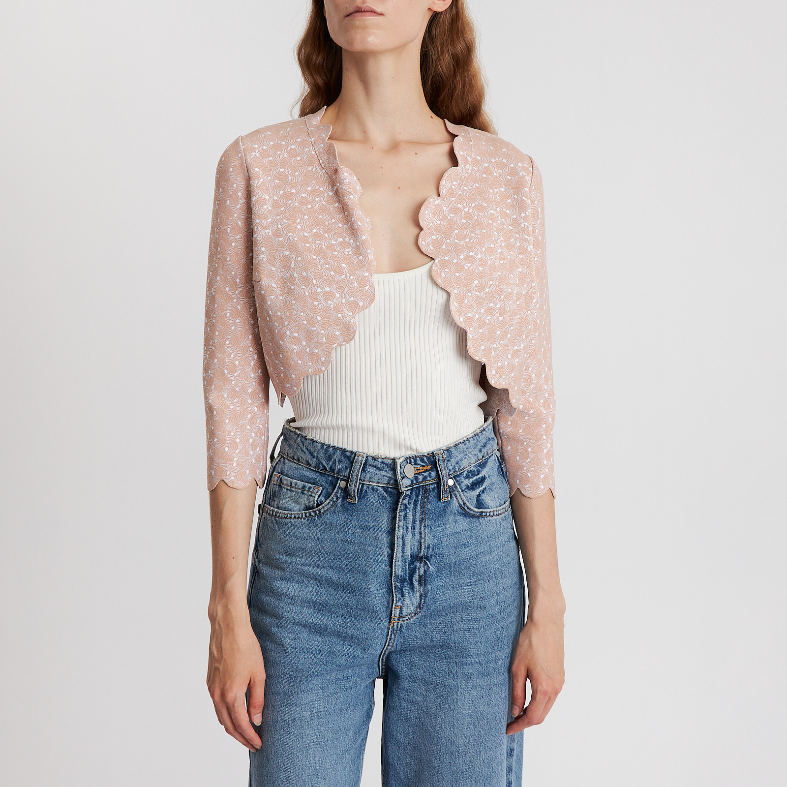 Жакет бежевого цвета Alaia - фото из каталога магазина брендовой одежды Second Friend Store Жакет Alaia - купить оригинал в секонд-хенде SFS - 1