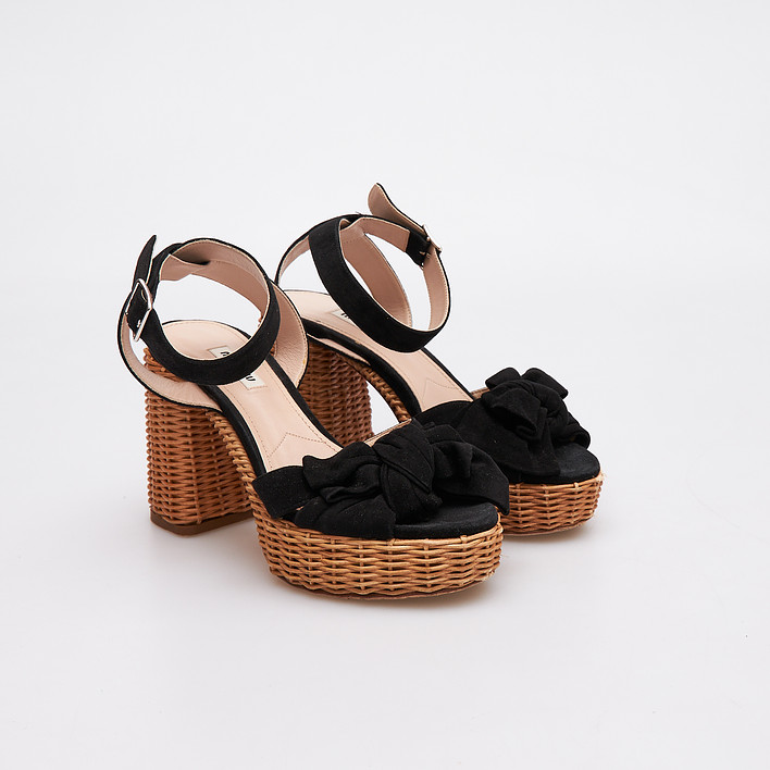 Босоножки Miu Miu