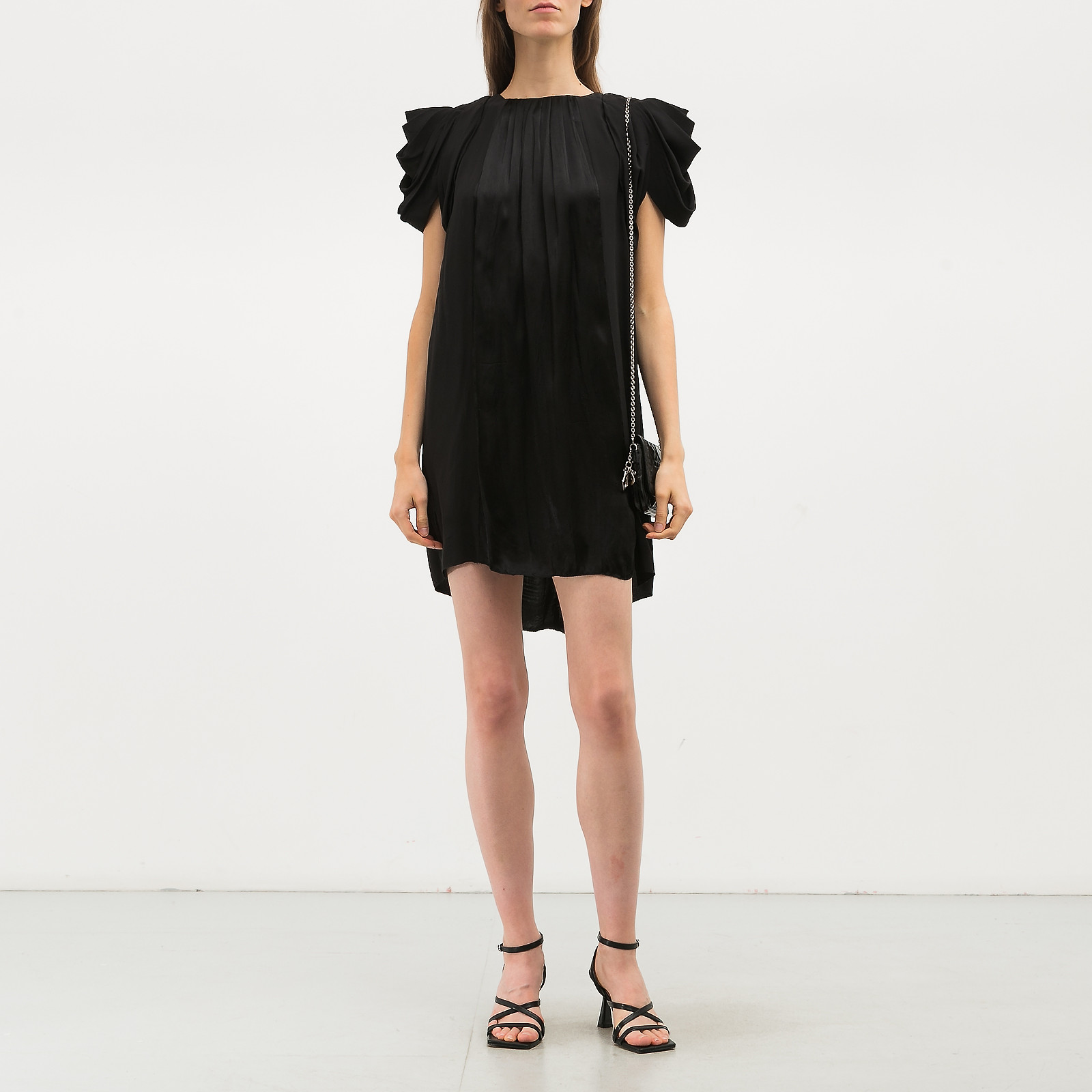 Платье черного цвета Prada - фото из каталога магазина брендовой одежды Second Friend Store Платье Prada - купить оригинал в секонд-хенде SFS - 3