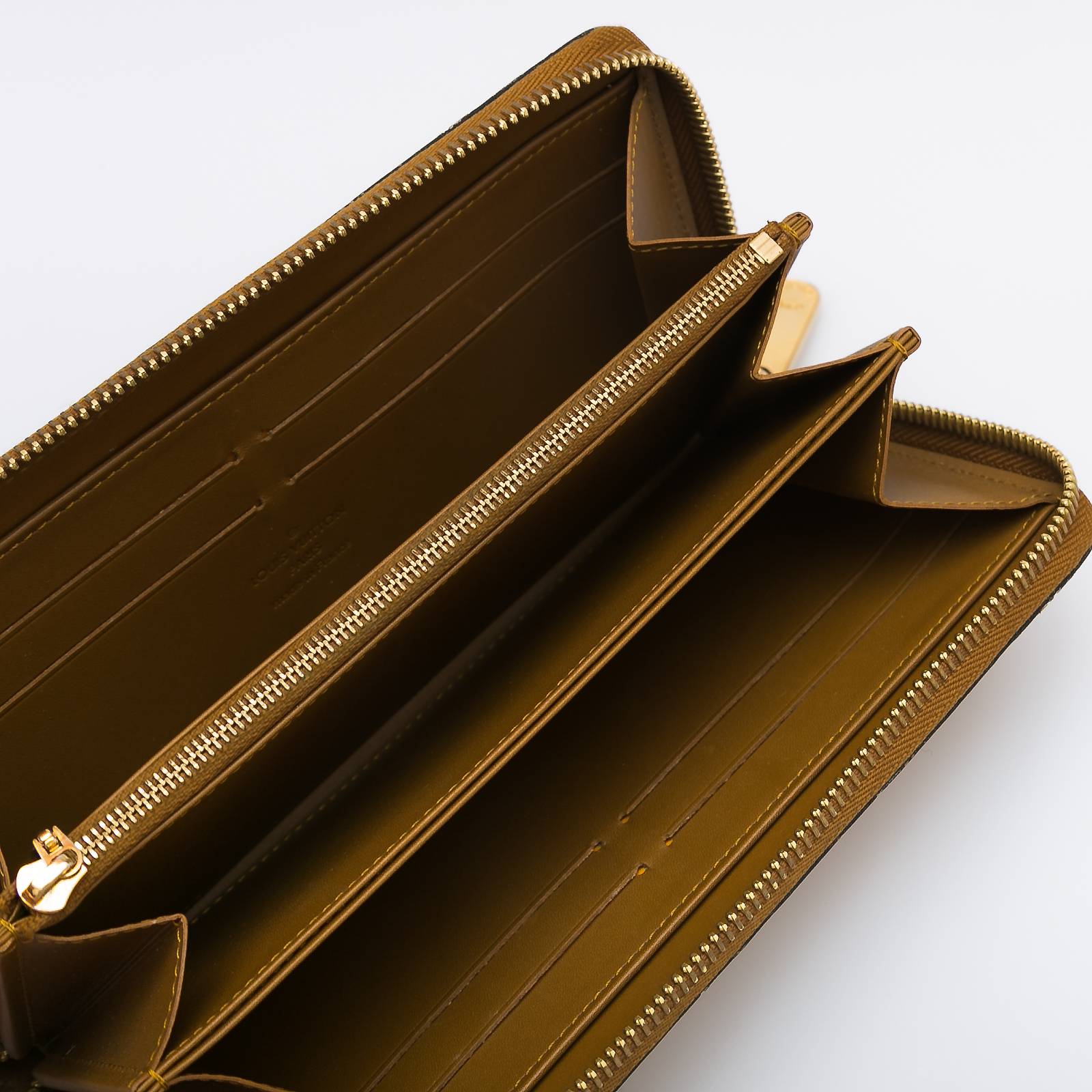 Кошелек Louis Vuitton - купить оригинал в секонд-хенде SFS - 4